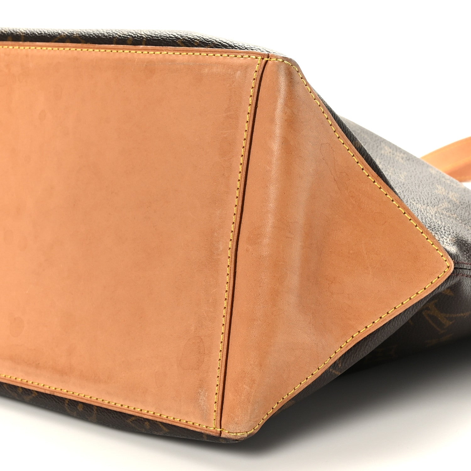 Louis Vuitton Monogram Cabas Mezzo 8 of 9