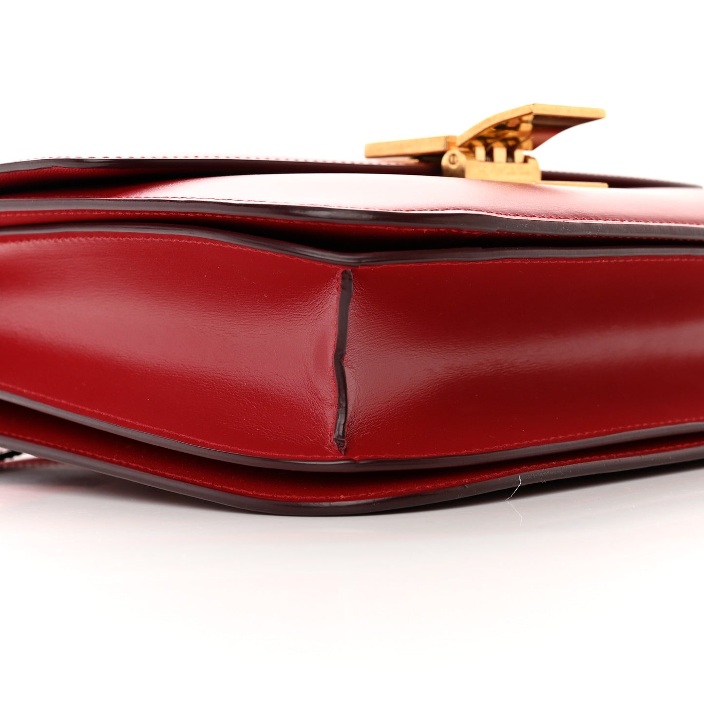 Smooth Calfskin Medium Classic Box Flap Bag Red