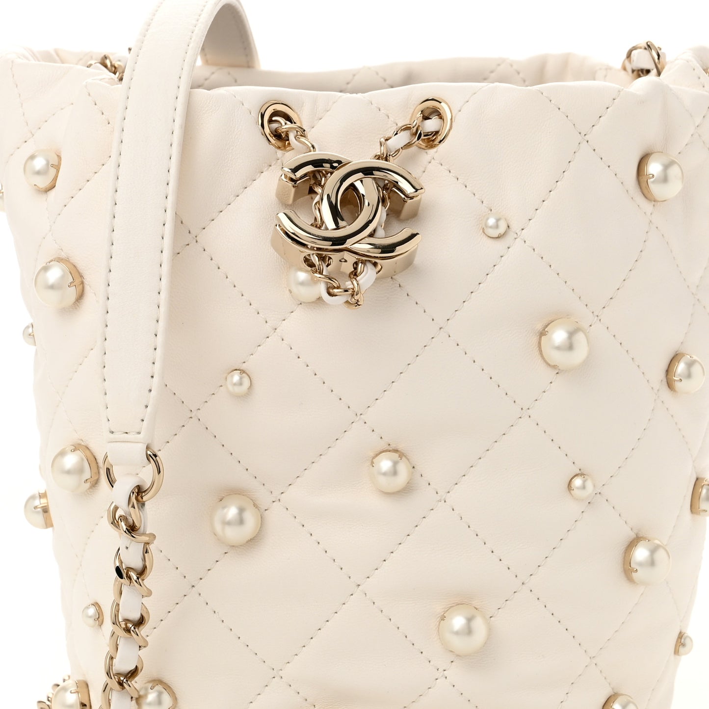 Lambskin Quilted Pearl About Pearls Drawstring Bag White