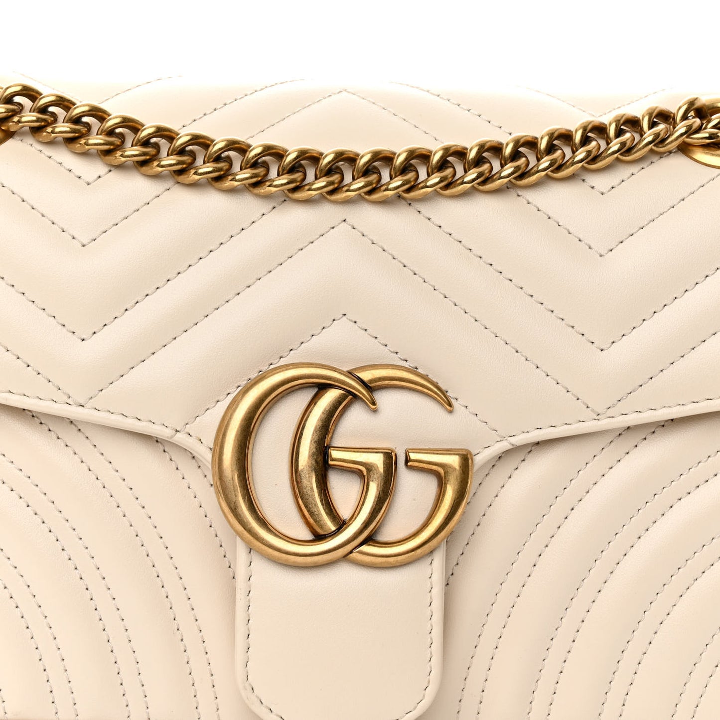 Calfskin Matelasse Small GG Marmont Shoulder Bag White