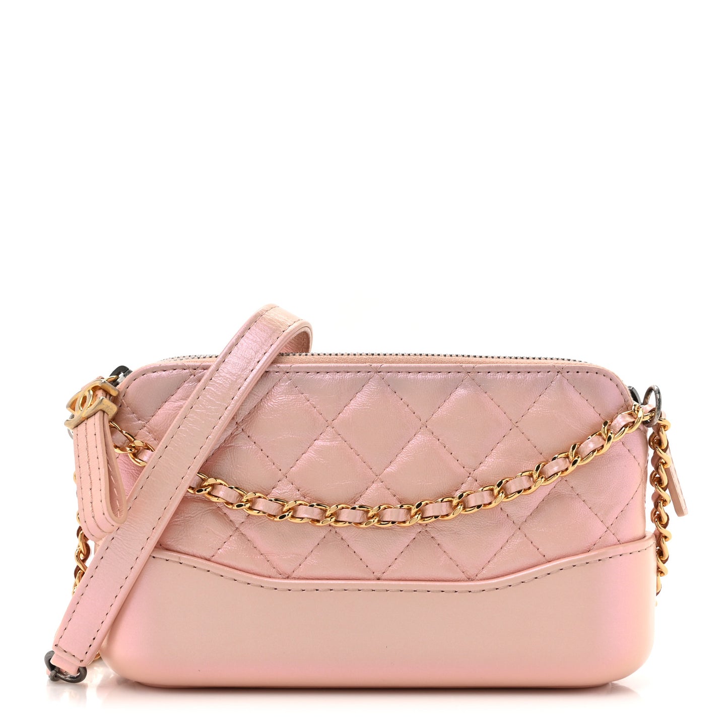 Iridescent Lambskin Calfskin Quilted Small Gabrielle Clutch With Chain Light Pink