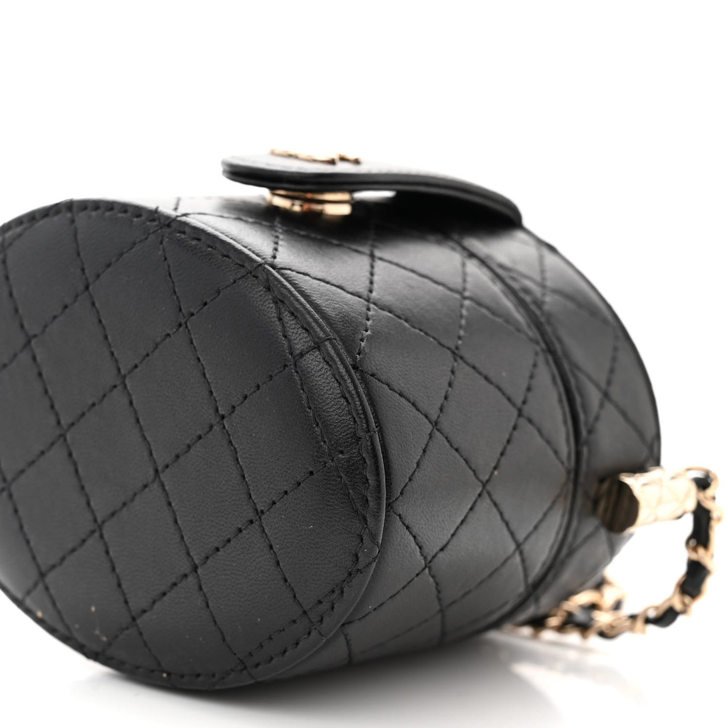 Lambskin Quilted Mini Round Vanity Case With Chain Black
