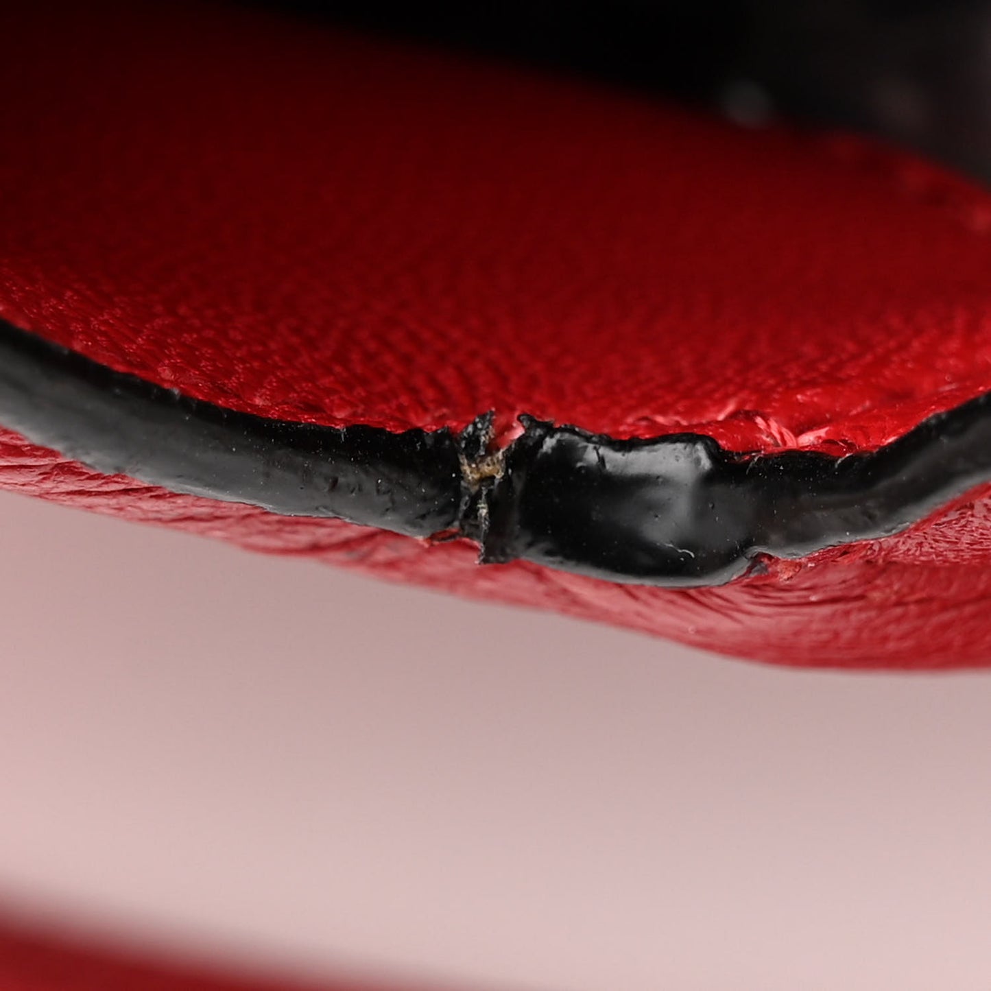 Nappa FF 1974 Embossed Baguette Fragola