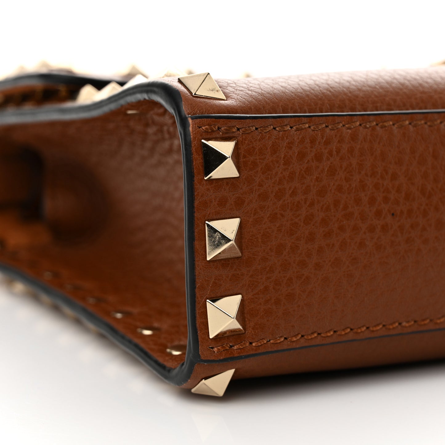 Pebbled Calfskin Medium Rockstud Flip Lock Crossbody Bag Saddle Brown