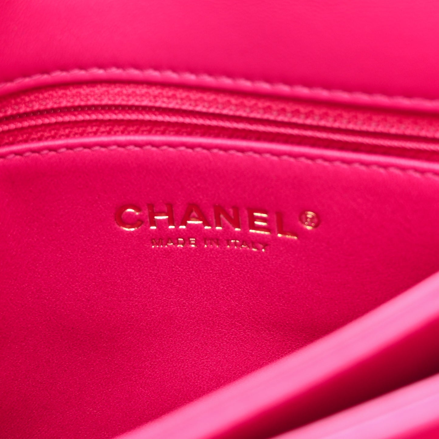 Lambskin Quilted On And On Small Chain Flap Fuchsia