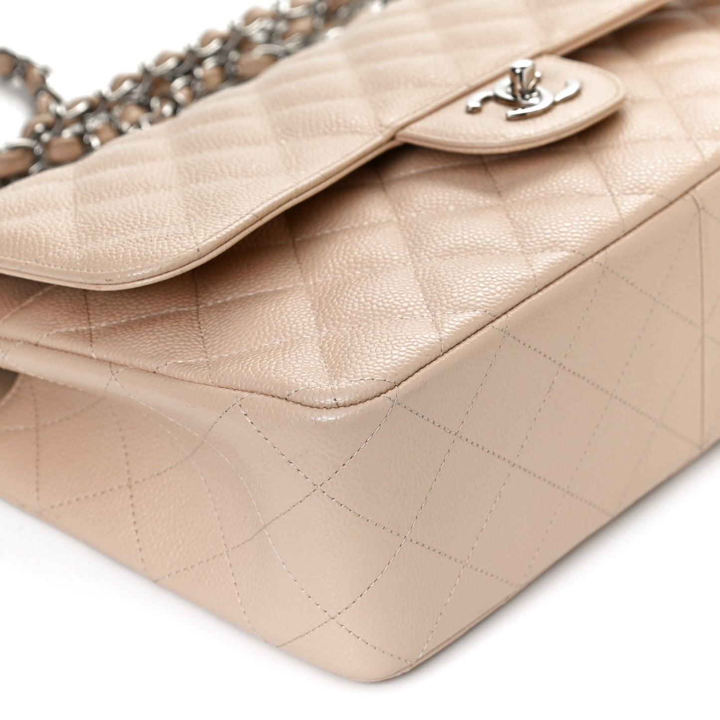 Caviar Quilted Jumbo Double Flap Beige Clair