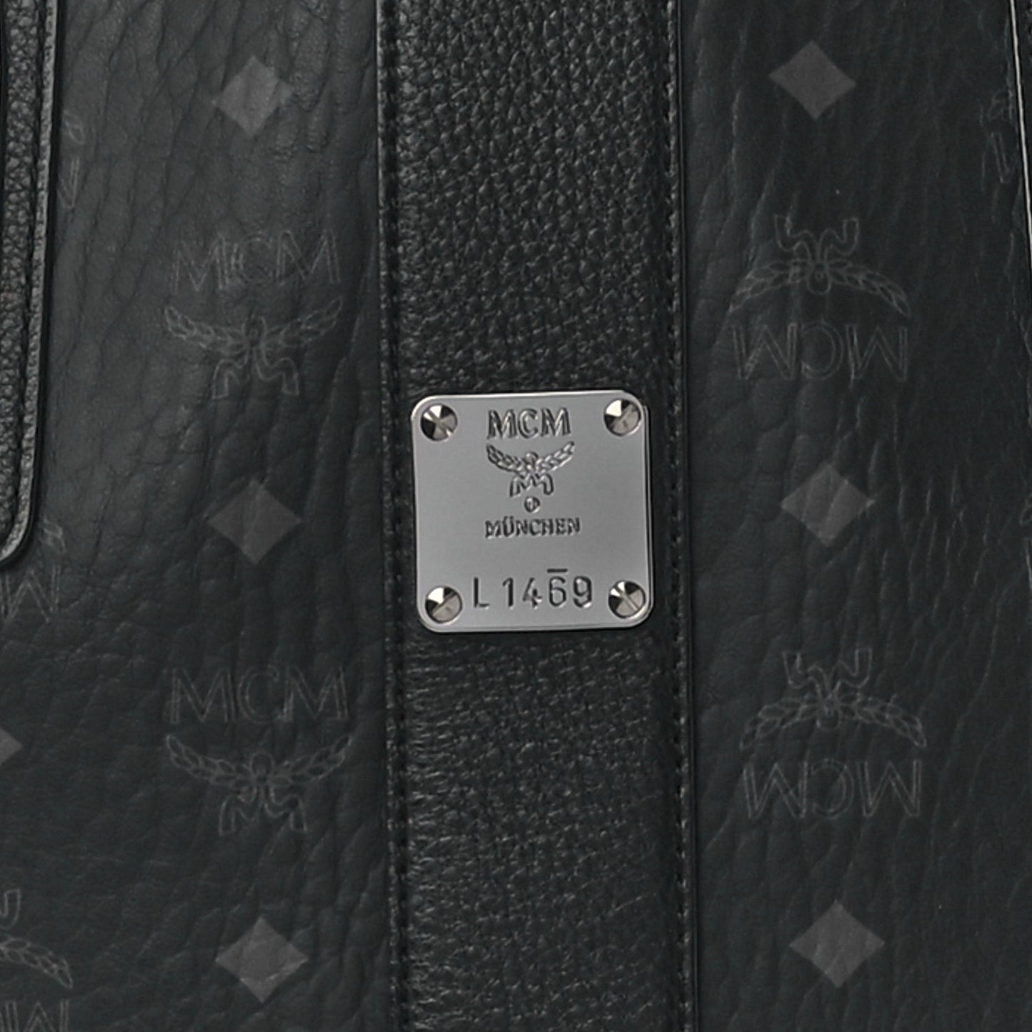 Visetos Medium Liz Reversible Shopper Tote Black