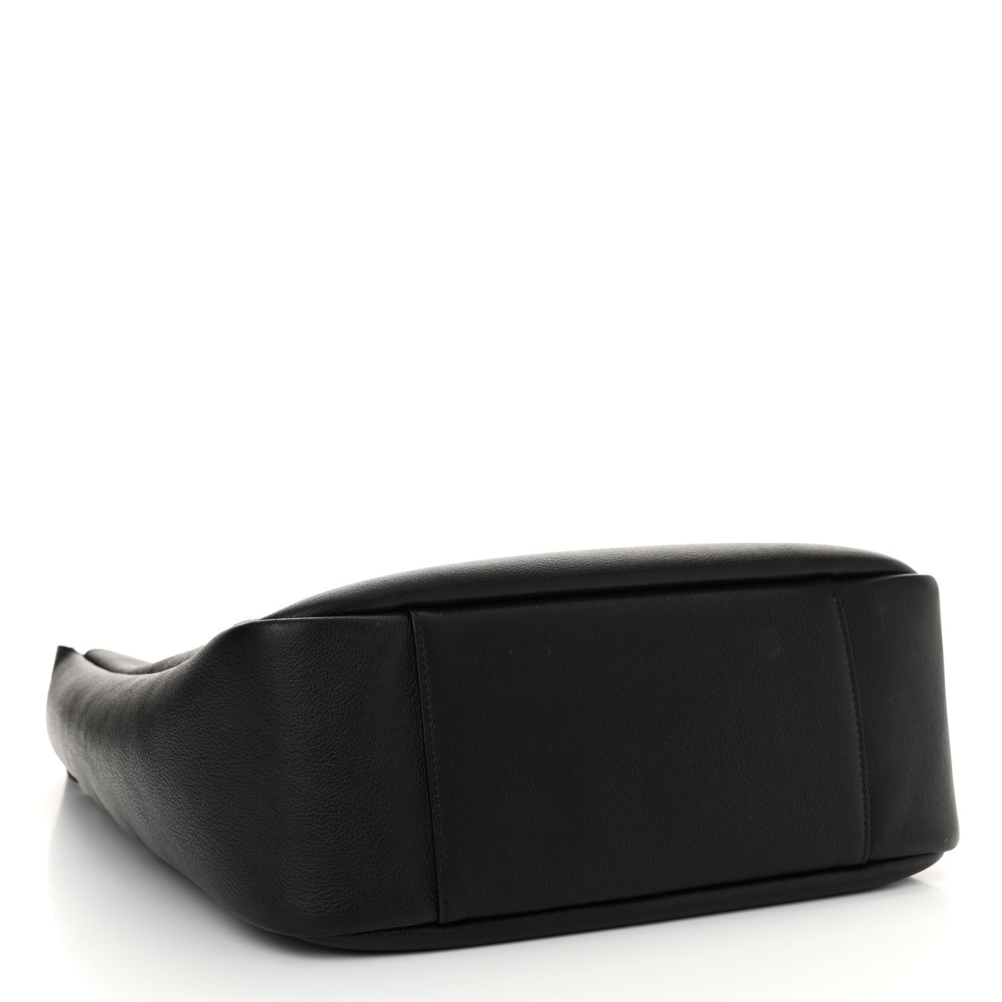 Supple Calfskin Large Le 5 A 7 Soft Hobo Black