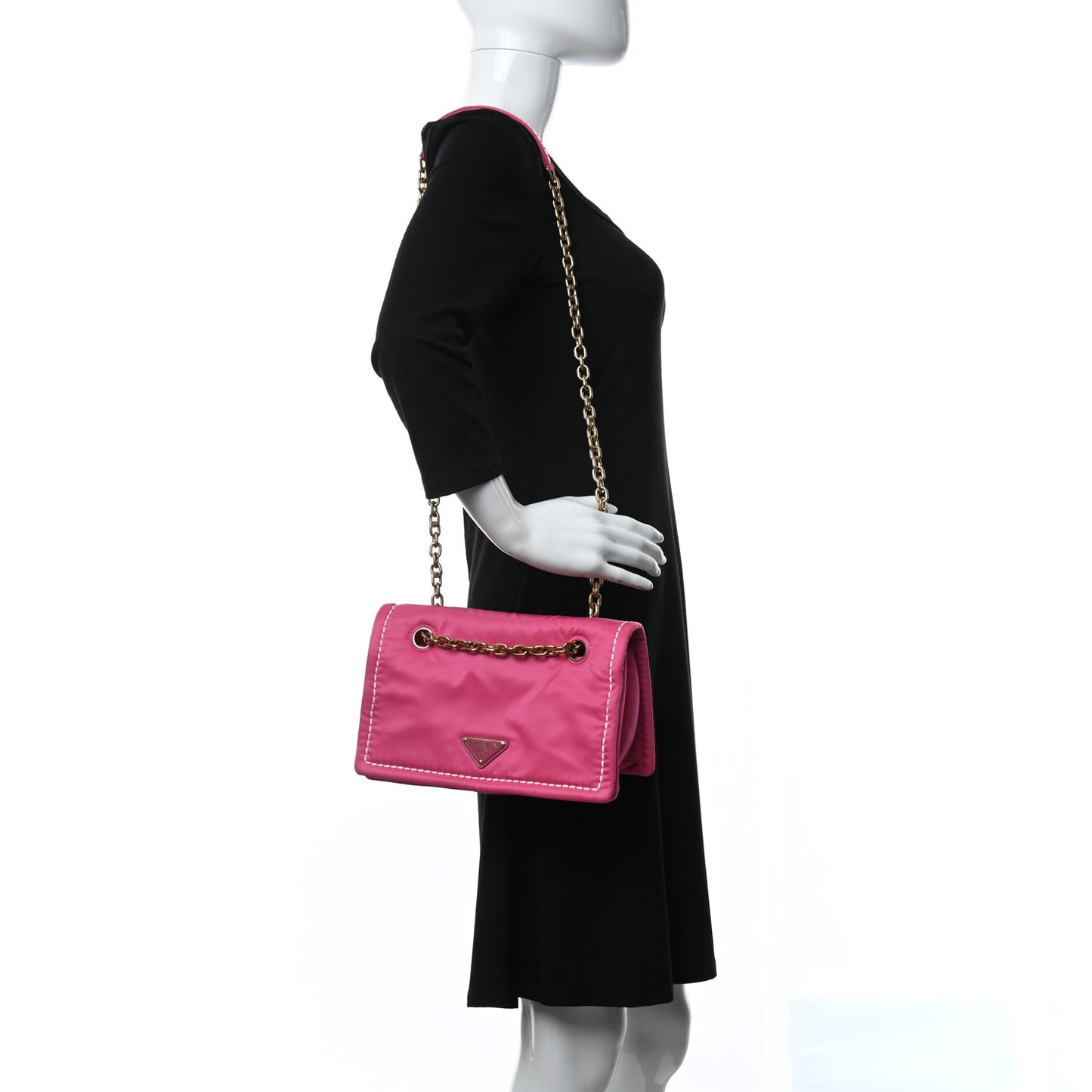 Nylon Tessuto Chain Shoulder Bag Fuxia
