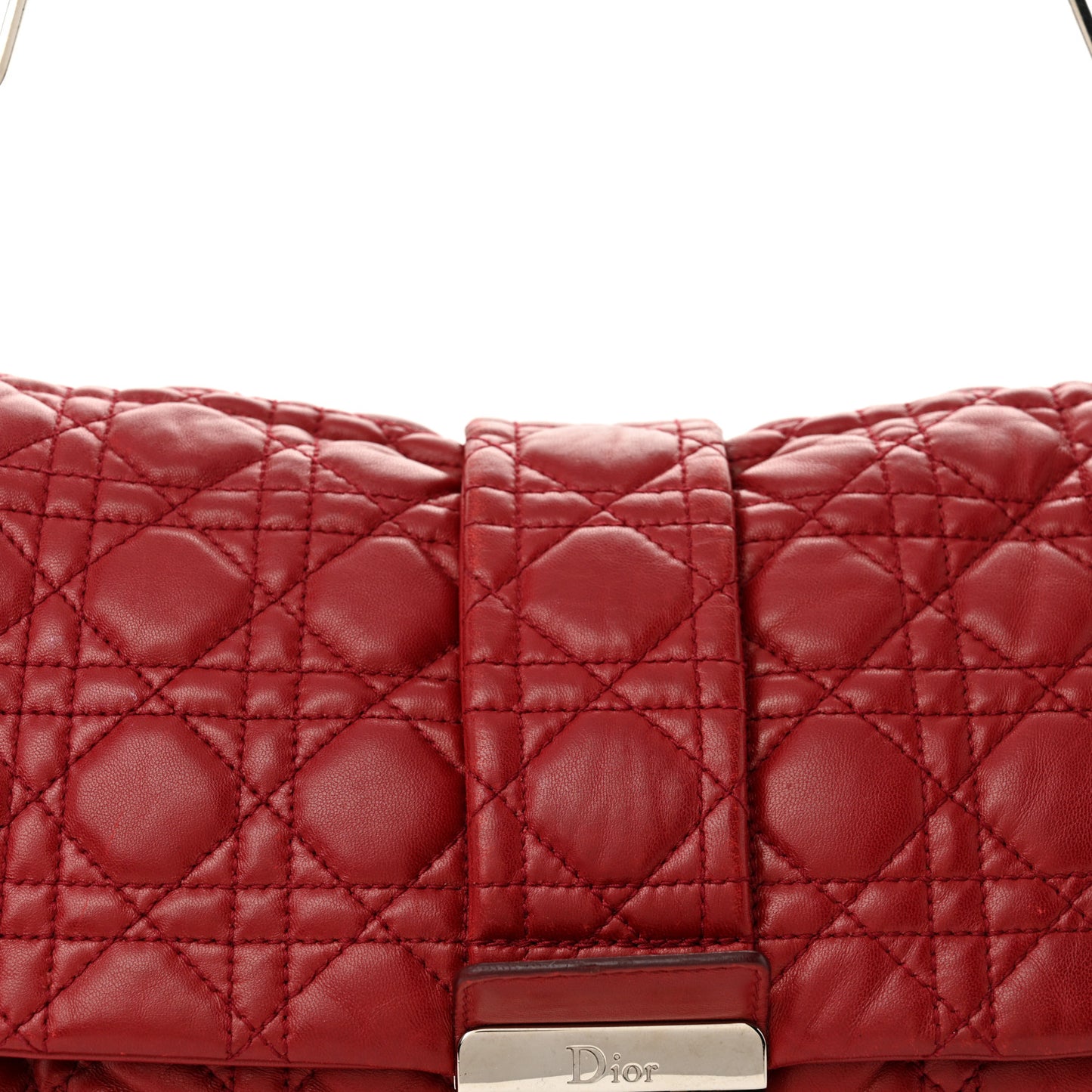Lambskin Cannage Medium New Lock Flap Red