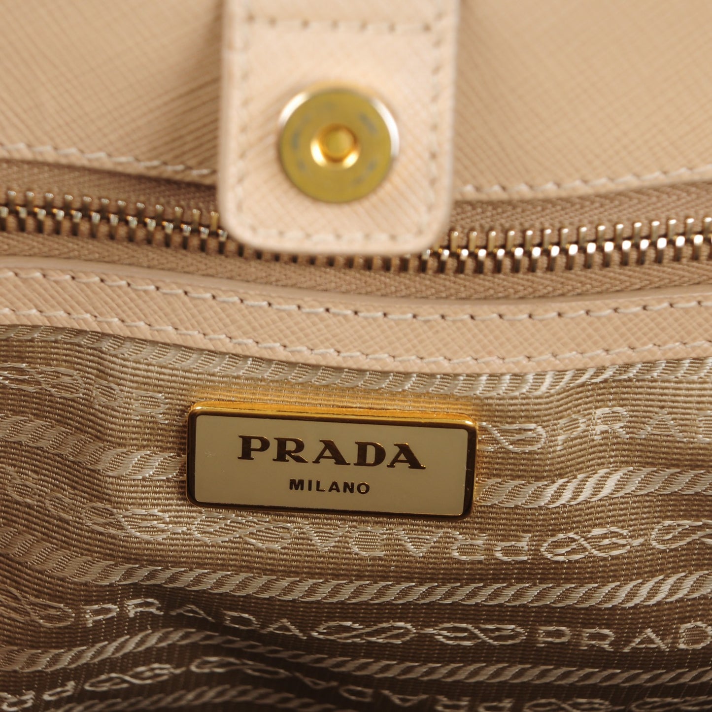 Saffiano Lux Large Tote Sabbia