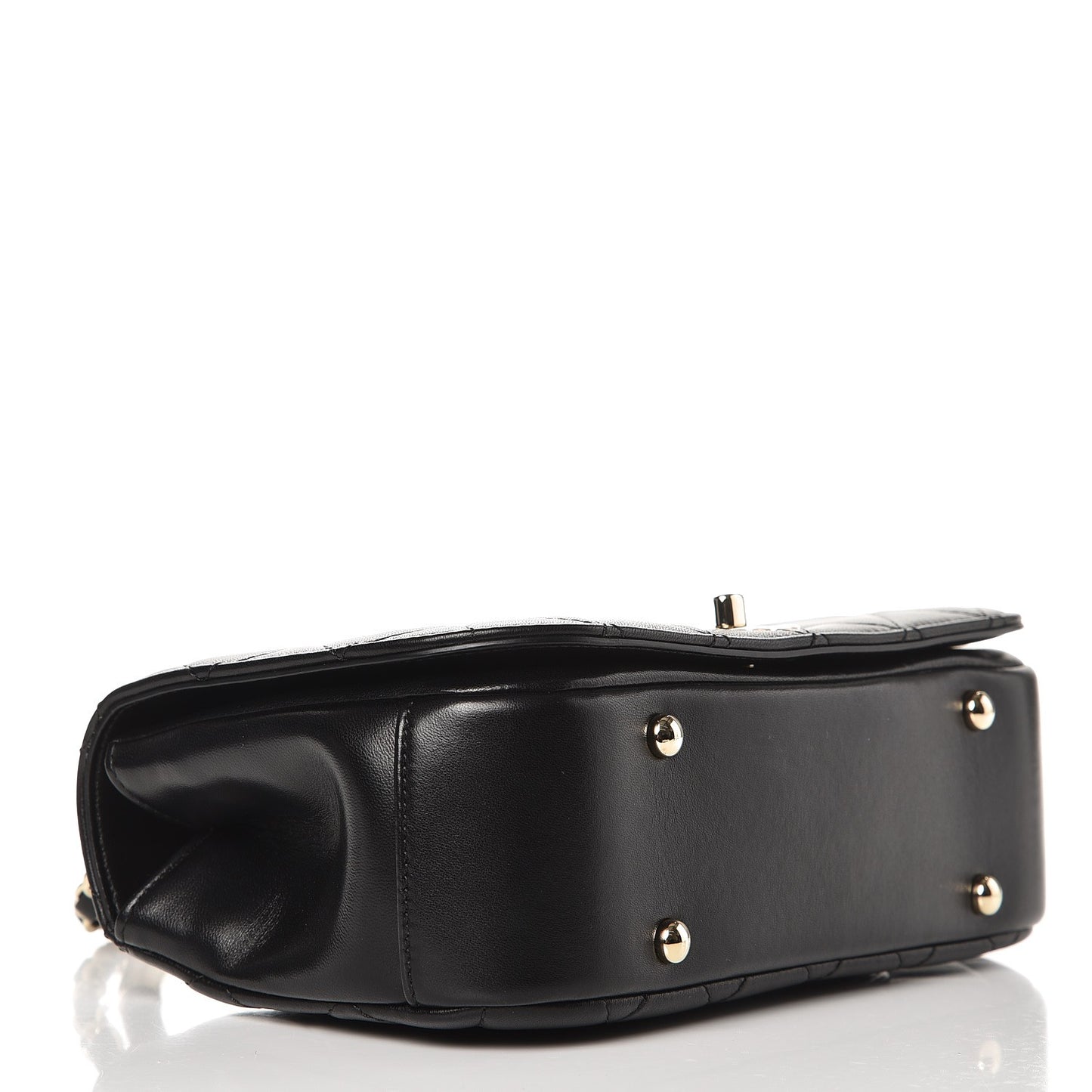 Lambskin Small Carry Chic Flap Black