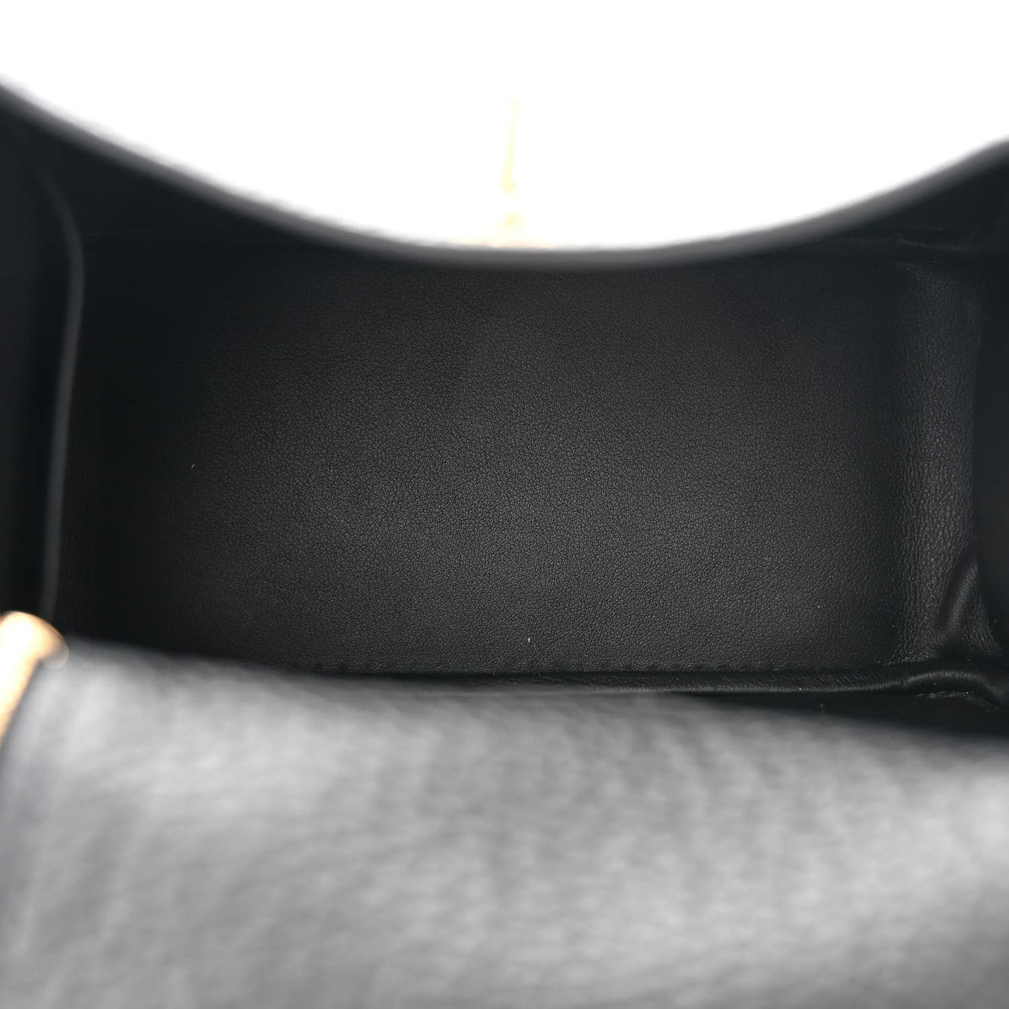 Taurillon Clemence Mini Lindy 20 Black