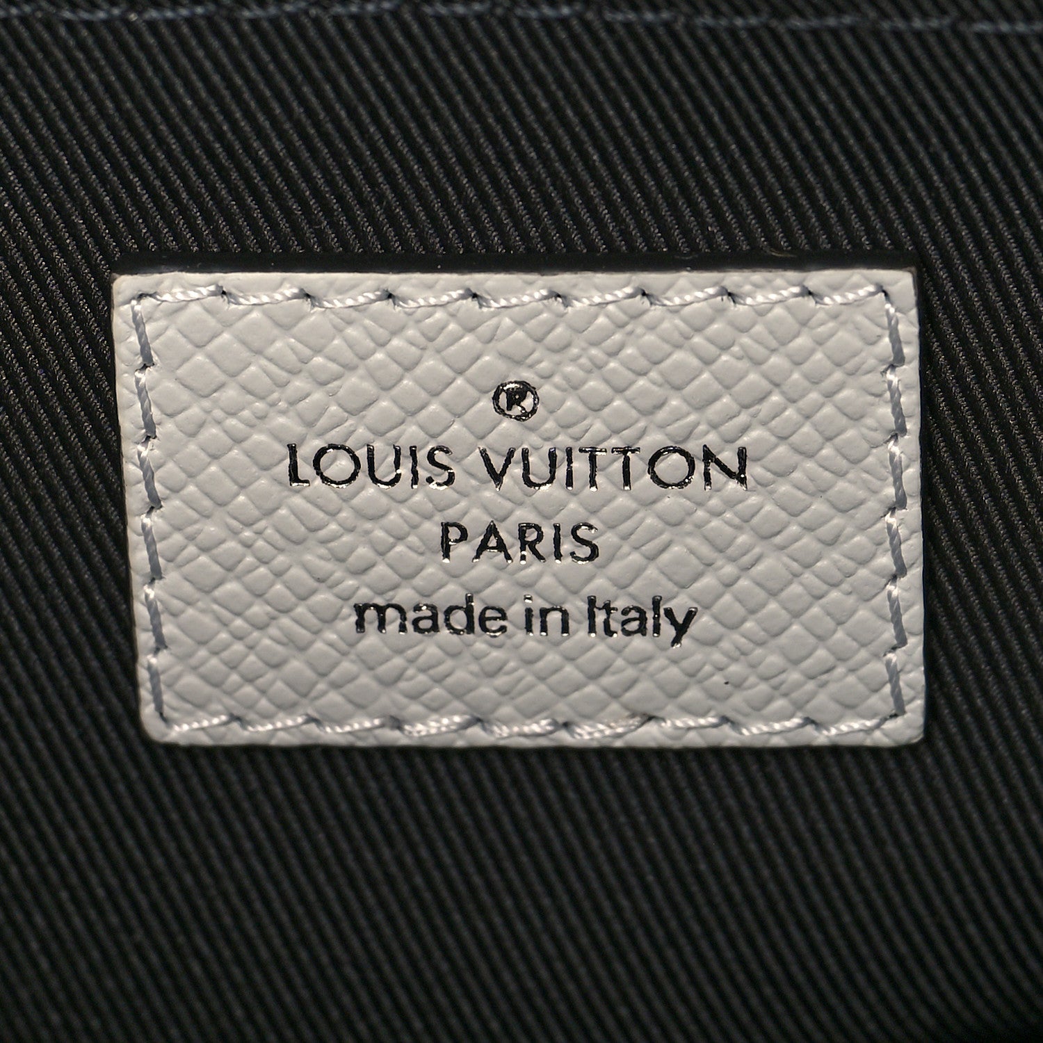 Louis Vuitton Taiga Monogram Outdoor Messenger White 7 of 10