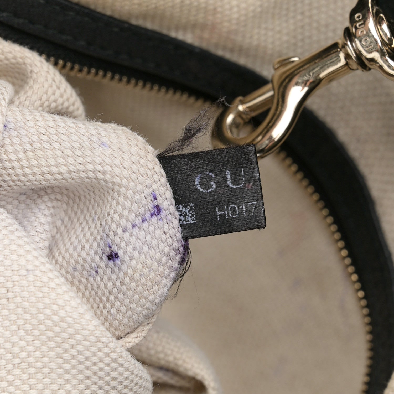 Gucci Pebbled Calfskin Medium Soho Chain Shoulder Bag Black 12 of 17