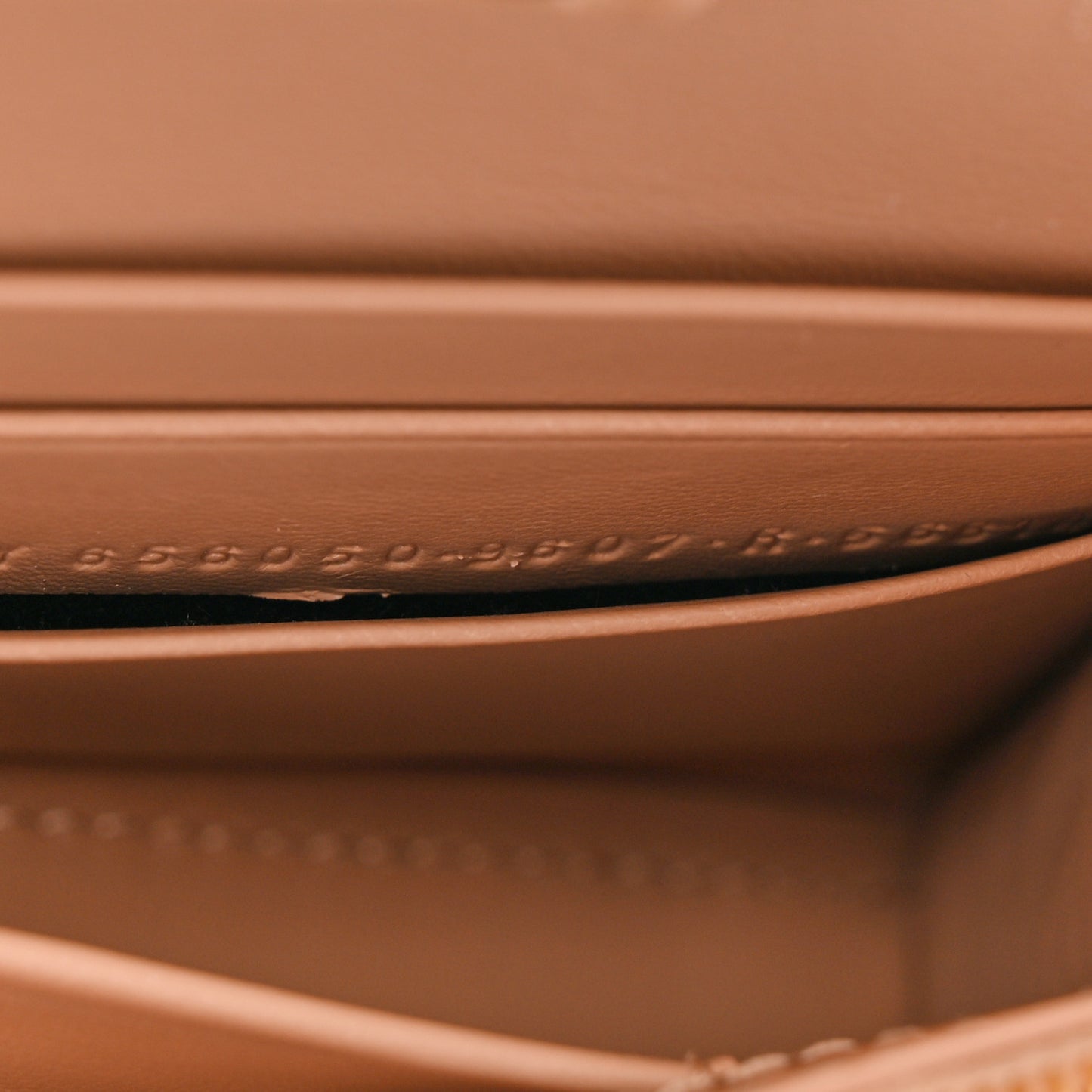 Shiny Calfskin Crocodile Embossed Hourglass Chain Bag Nude Beige