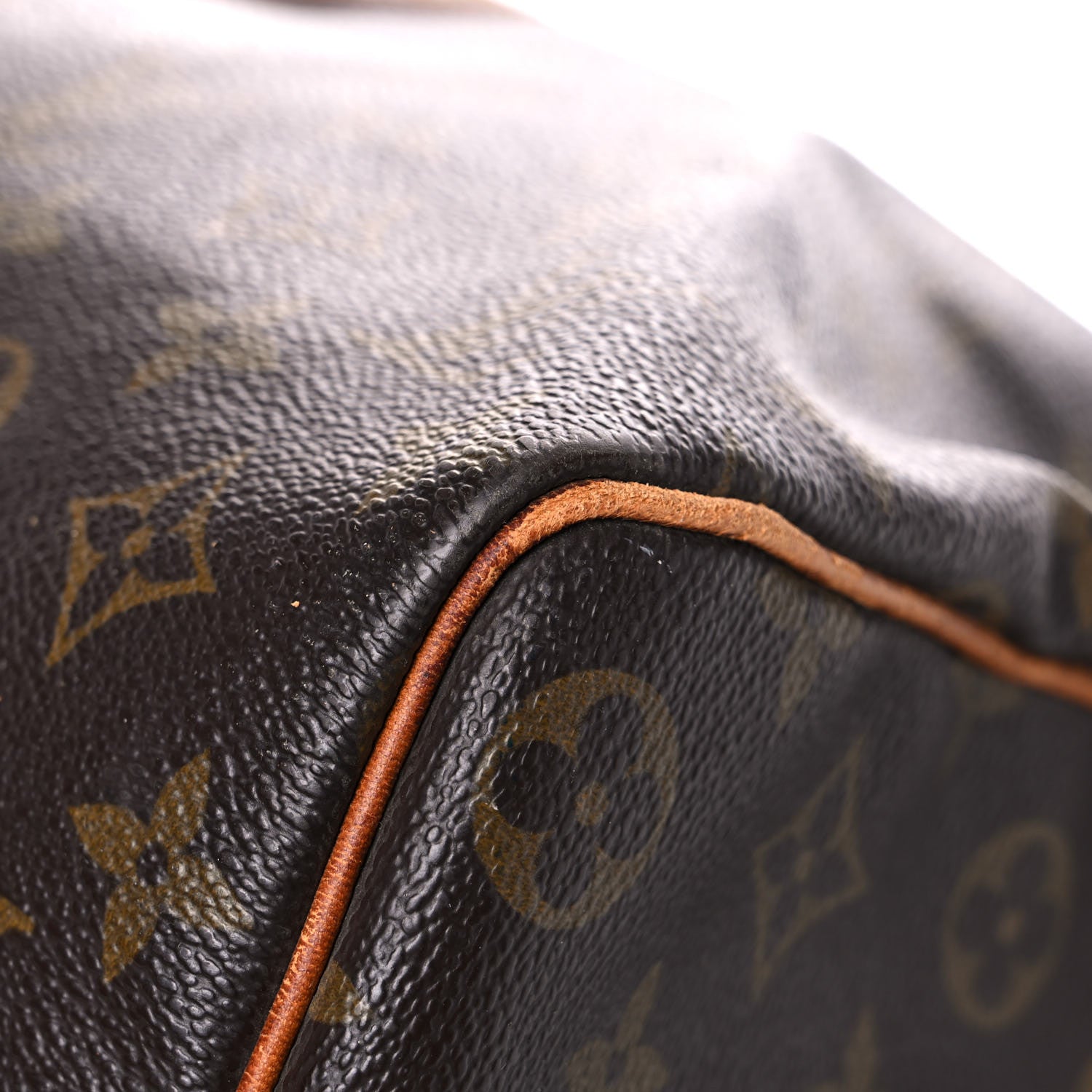 Louis Vuitton Monogram Keepall Bandouliere 45 9 of 54