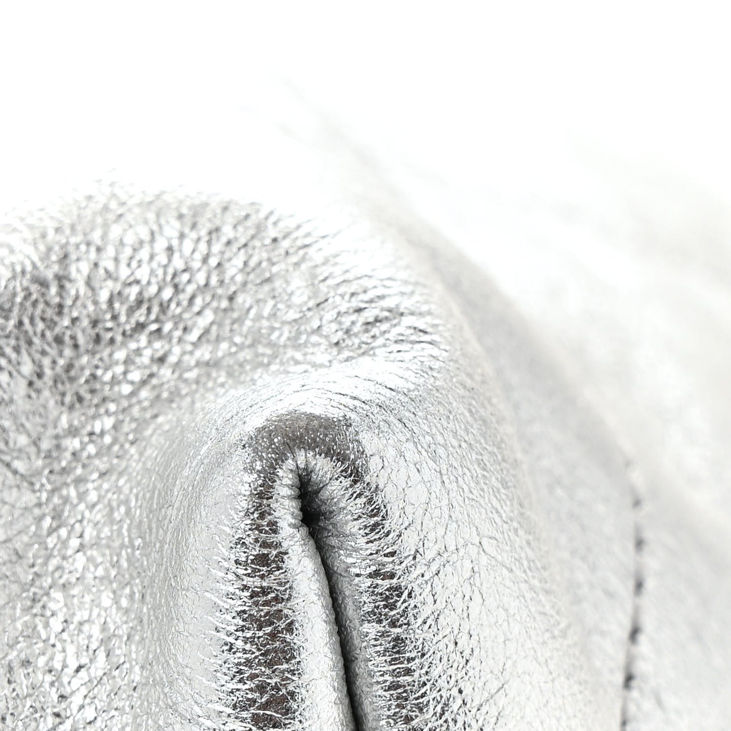 Metallic Calfskin Quilted Chanel 22 Silver