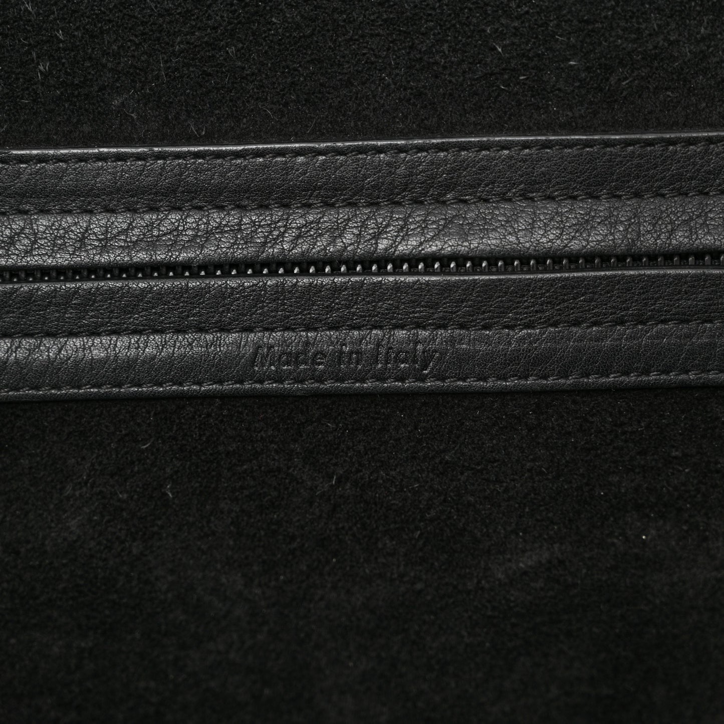 Grained Calfskin Medium Phantom Luggage Black