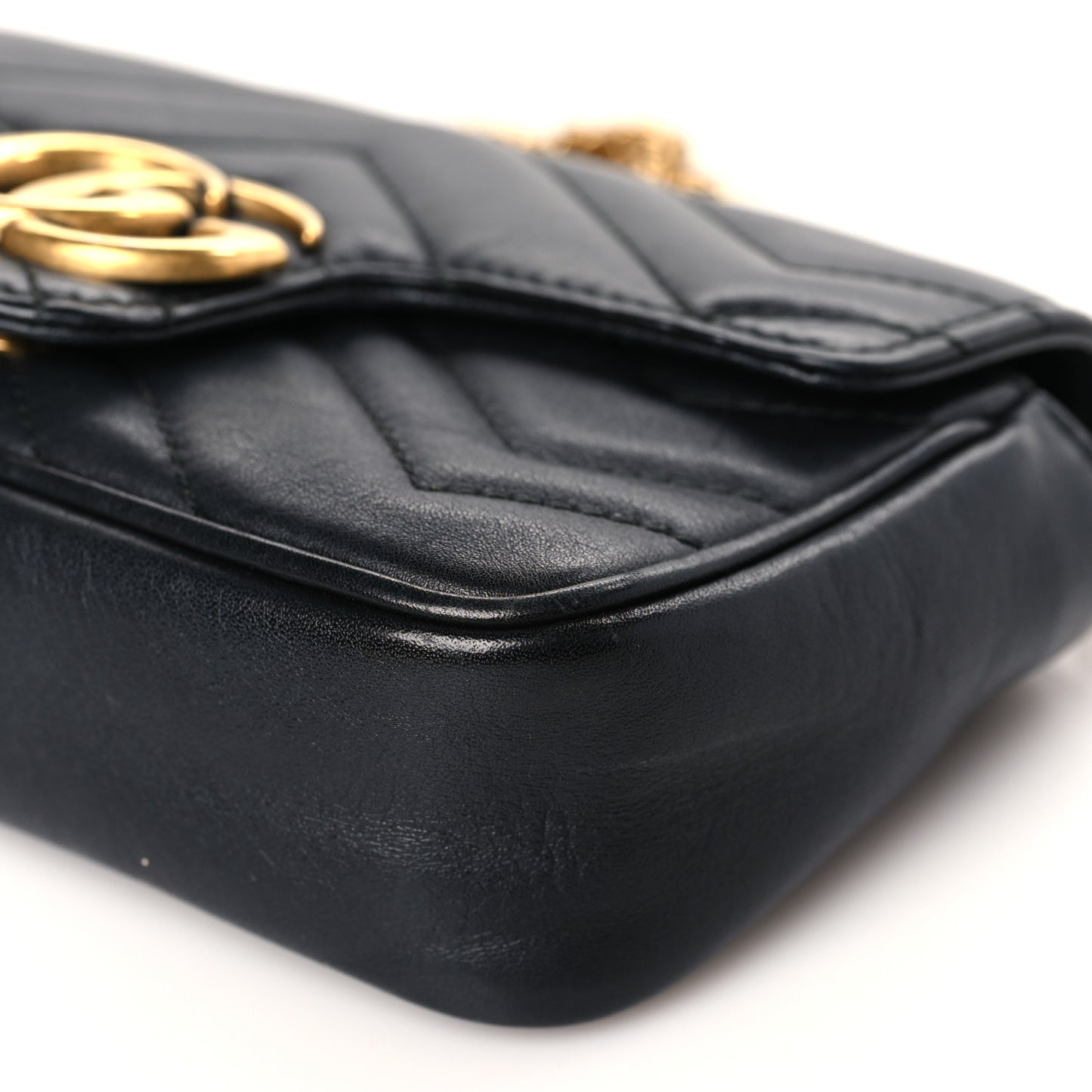 Calfskin Matelasse Super Mini GG Marmont Shoulder Bag Black
