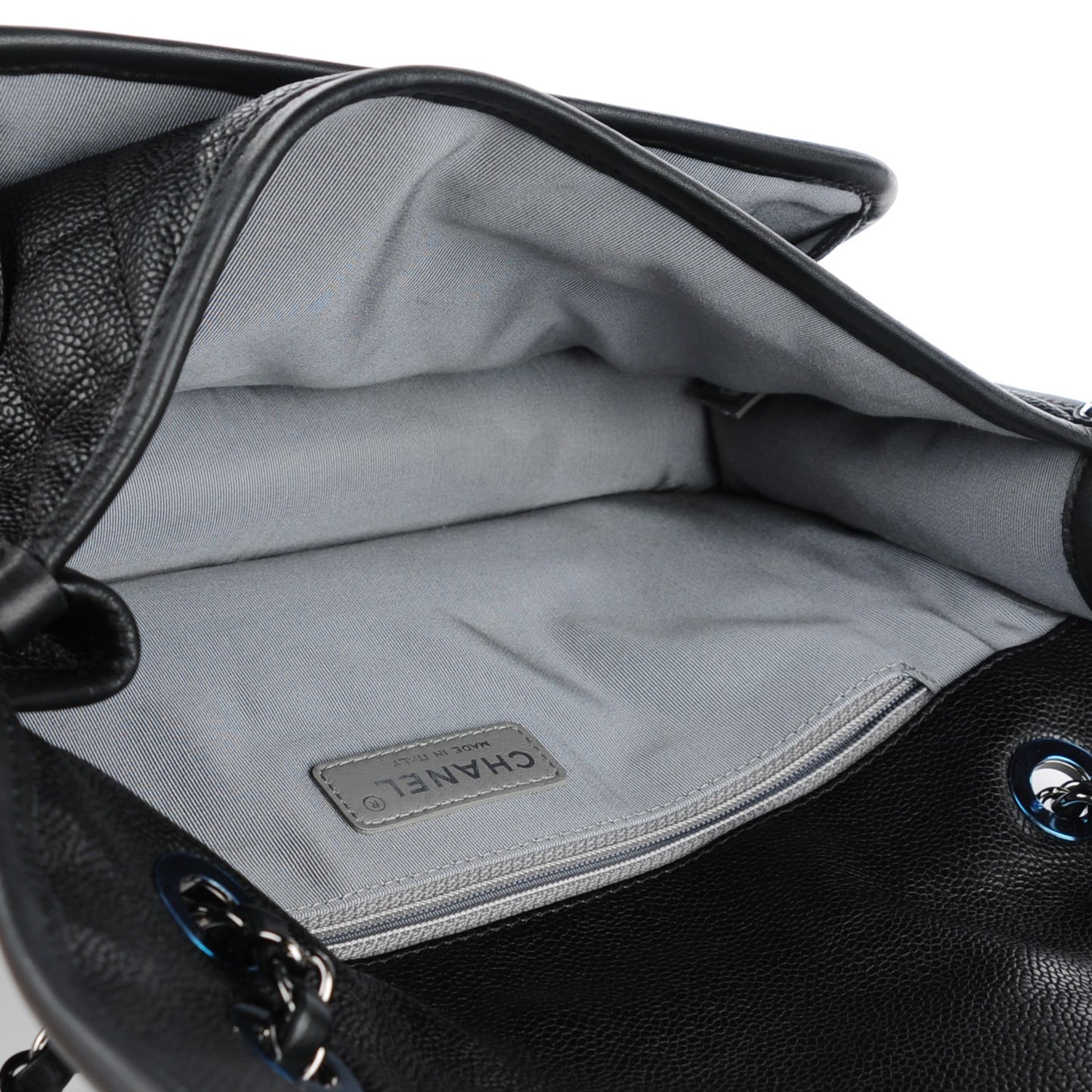 Caviar Quilted Medium French Riviera Flap Black