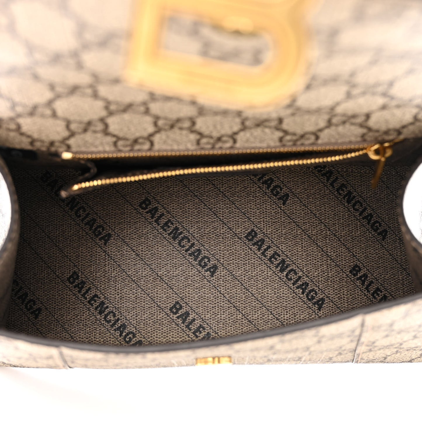 X GUCCI GG Supreme Monogram Small Hourglass Top Handle Bag Beige Ebony