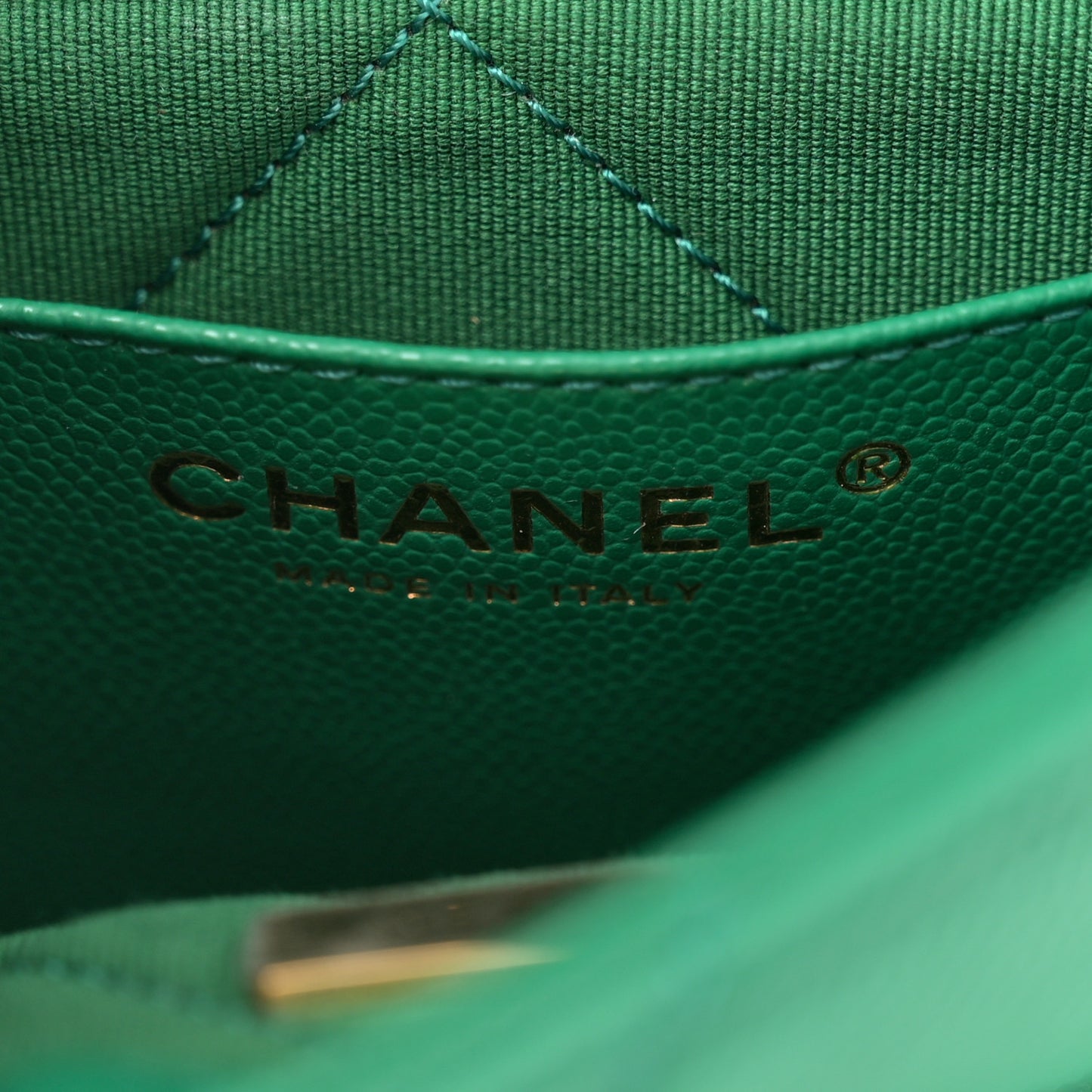 Caviar Quilted Mini CC Flap Green