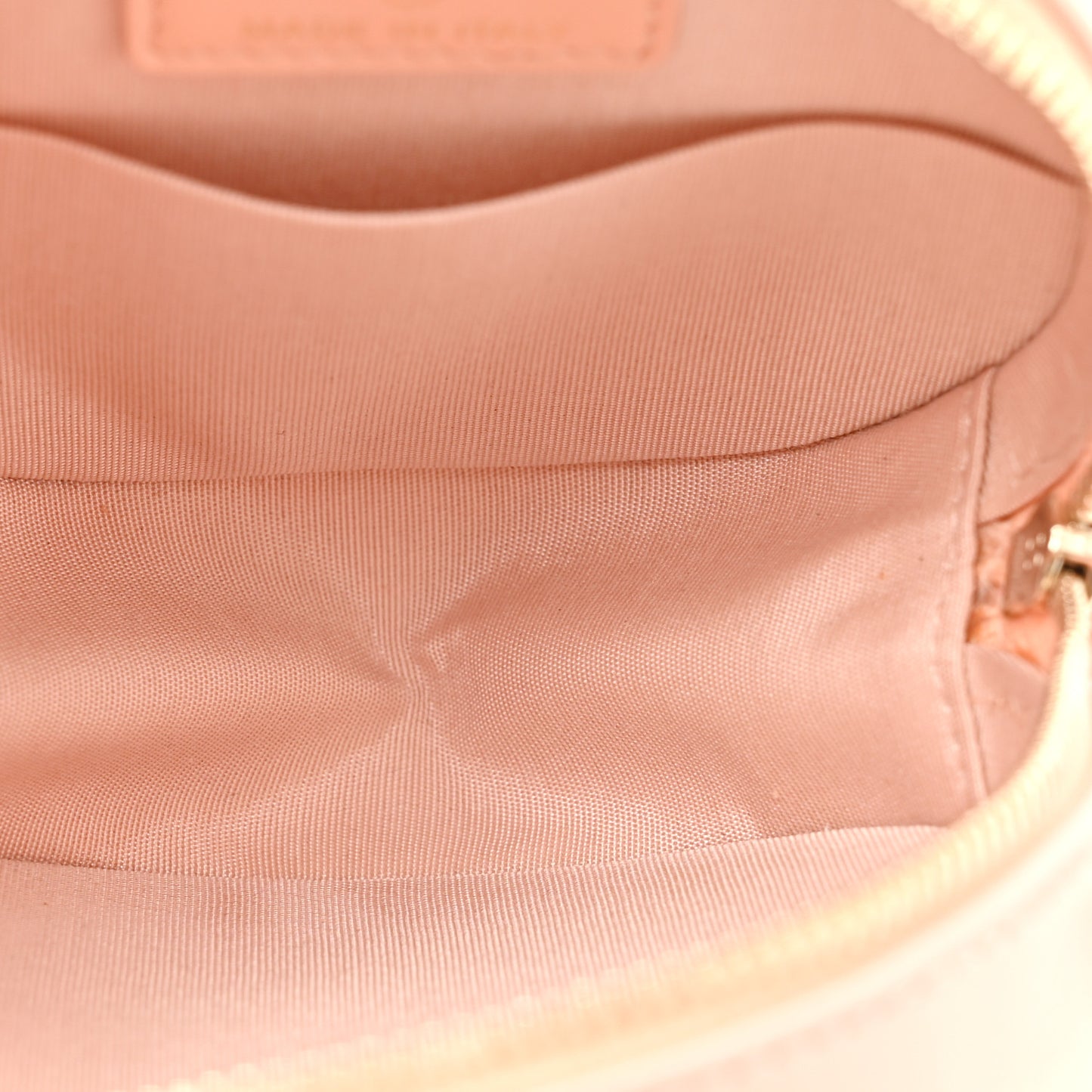 Calfskin Quilted Pearl Round Clutch With Chain Pink
