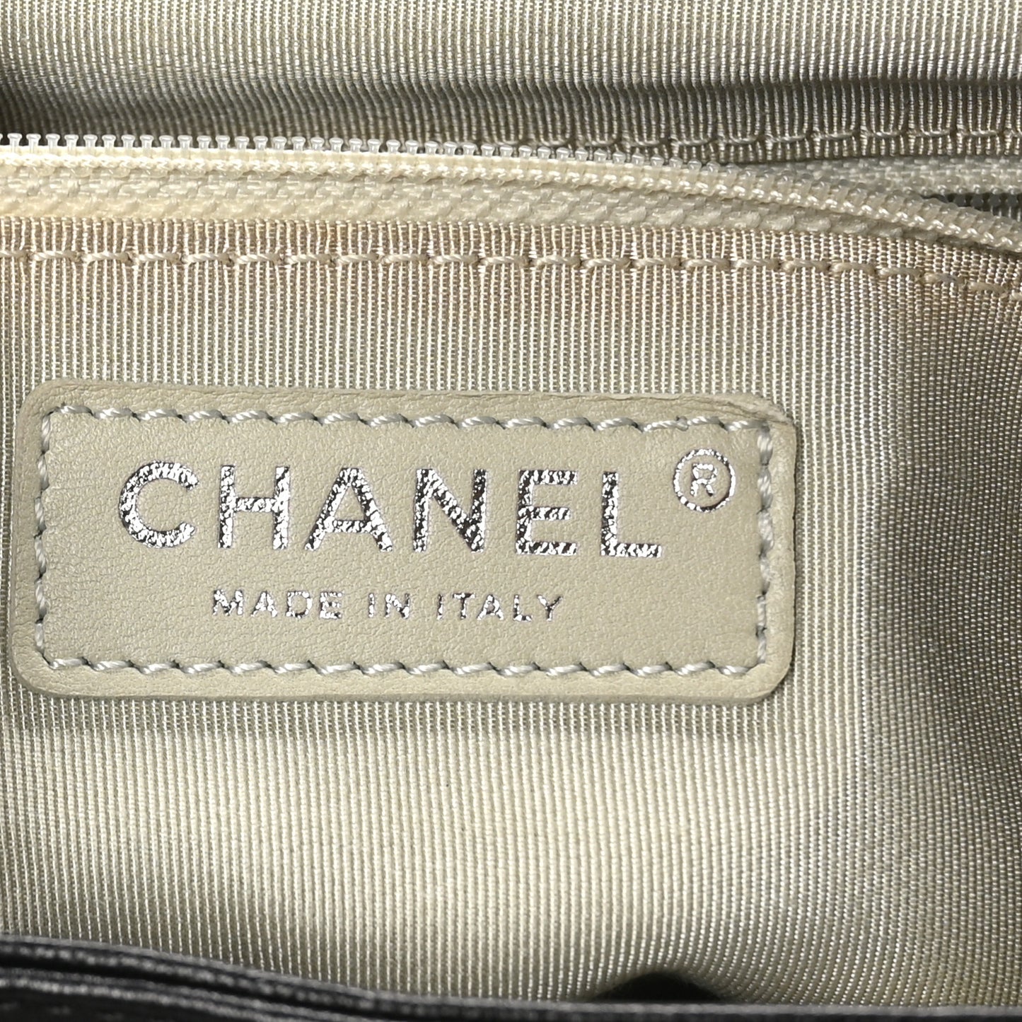 Washed Lambskin Quilted Large Chain Around Messenger Black