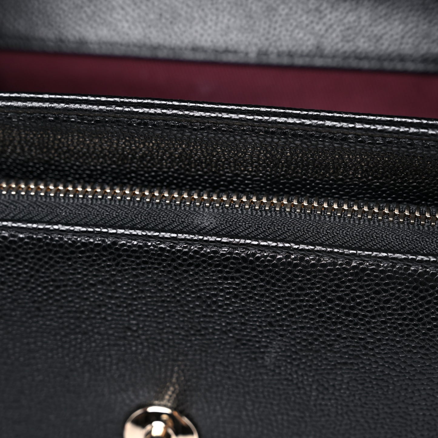 Caviar Quilted Medium Business Affinity Flap Black