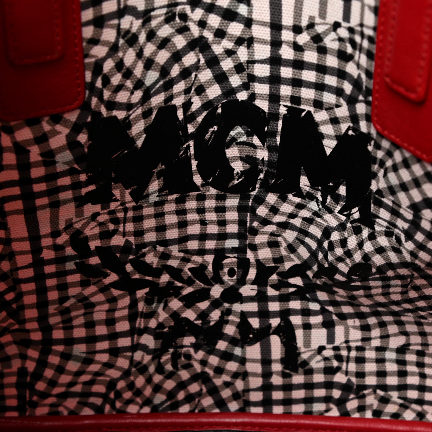 MCM Visetos Medium Liz Reversible Shopper Tote Ruby Red 7 of 23