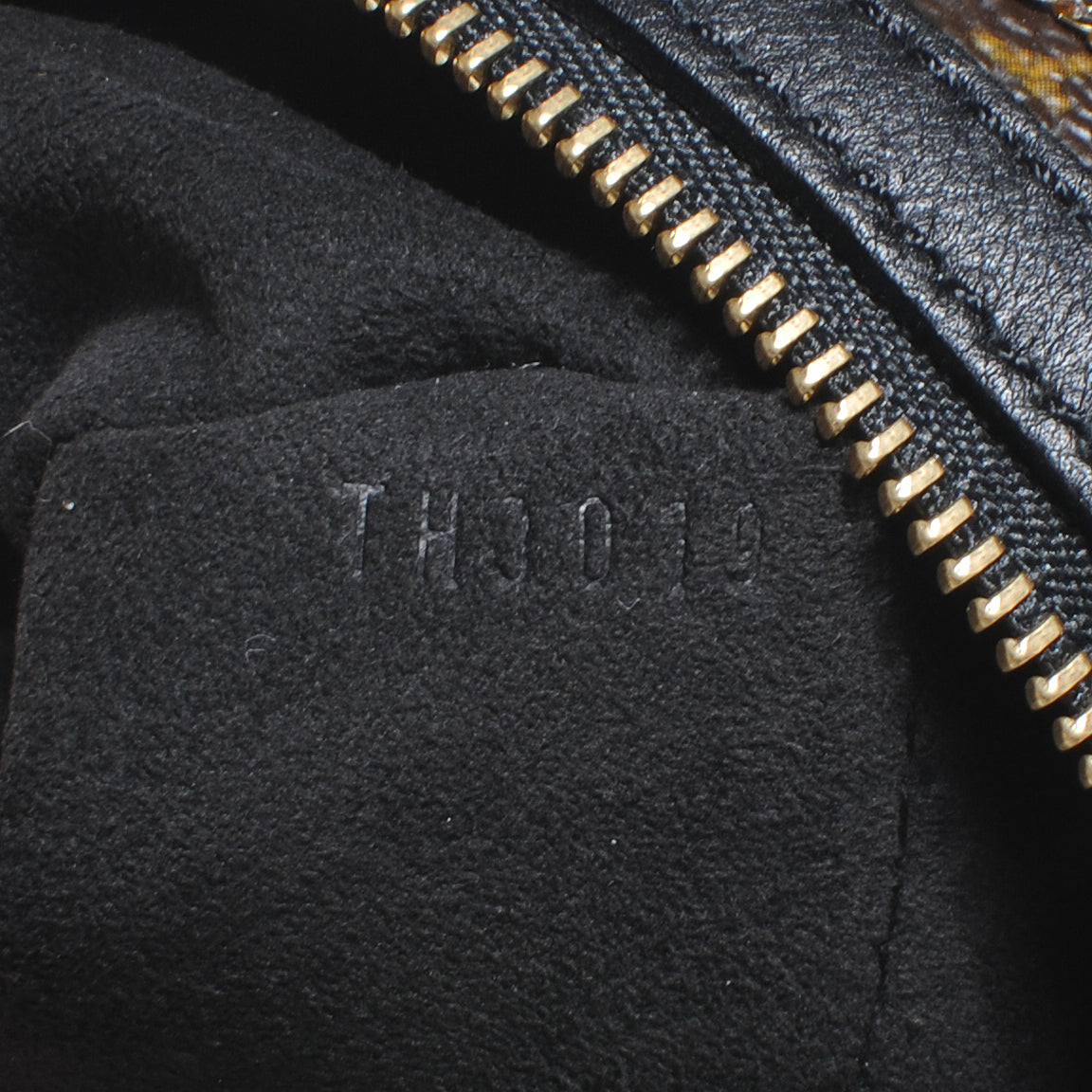 Monogram Sequins Eclipse Pochette Gold