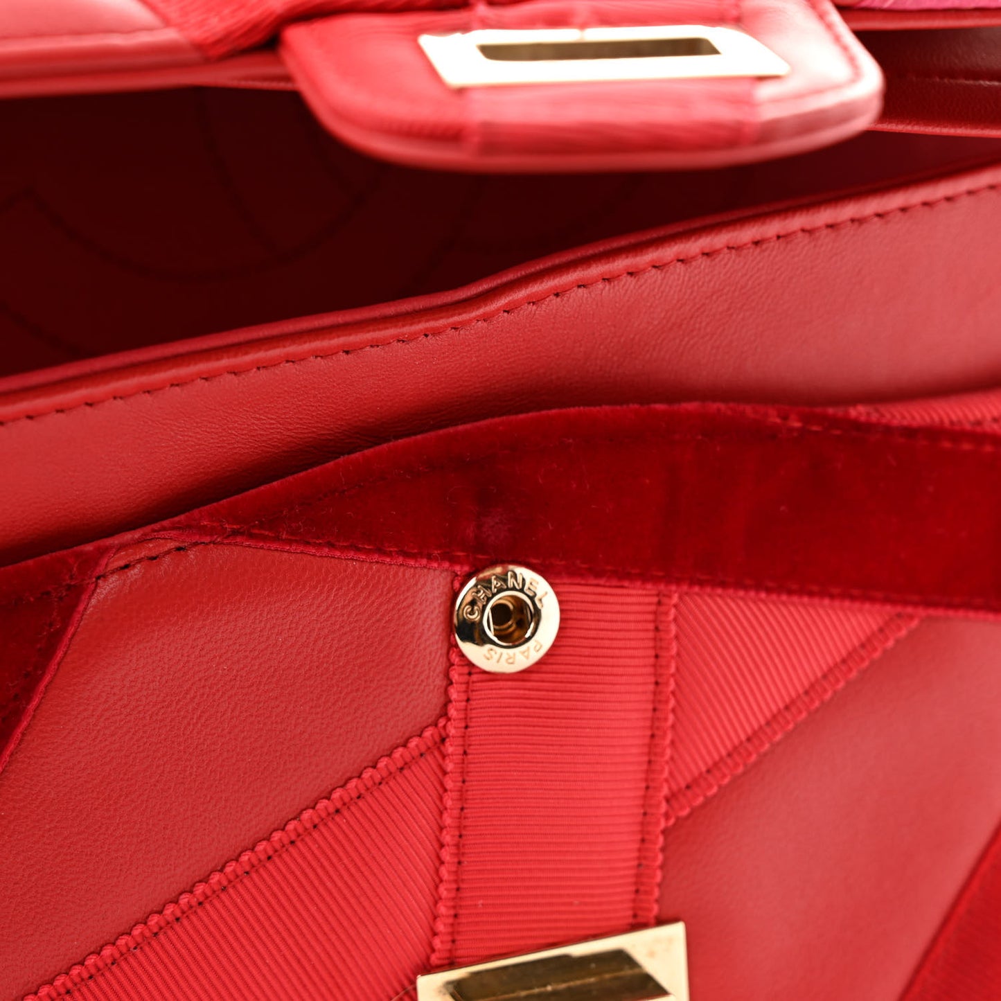 Lambskin Velvet Grosgrain Quilted 2.55 Reissue 225 Flap Red