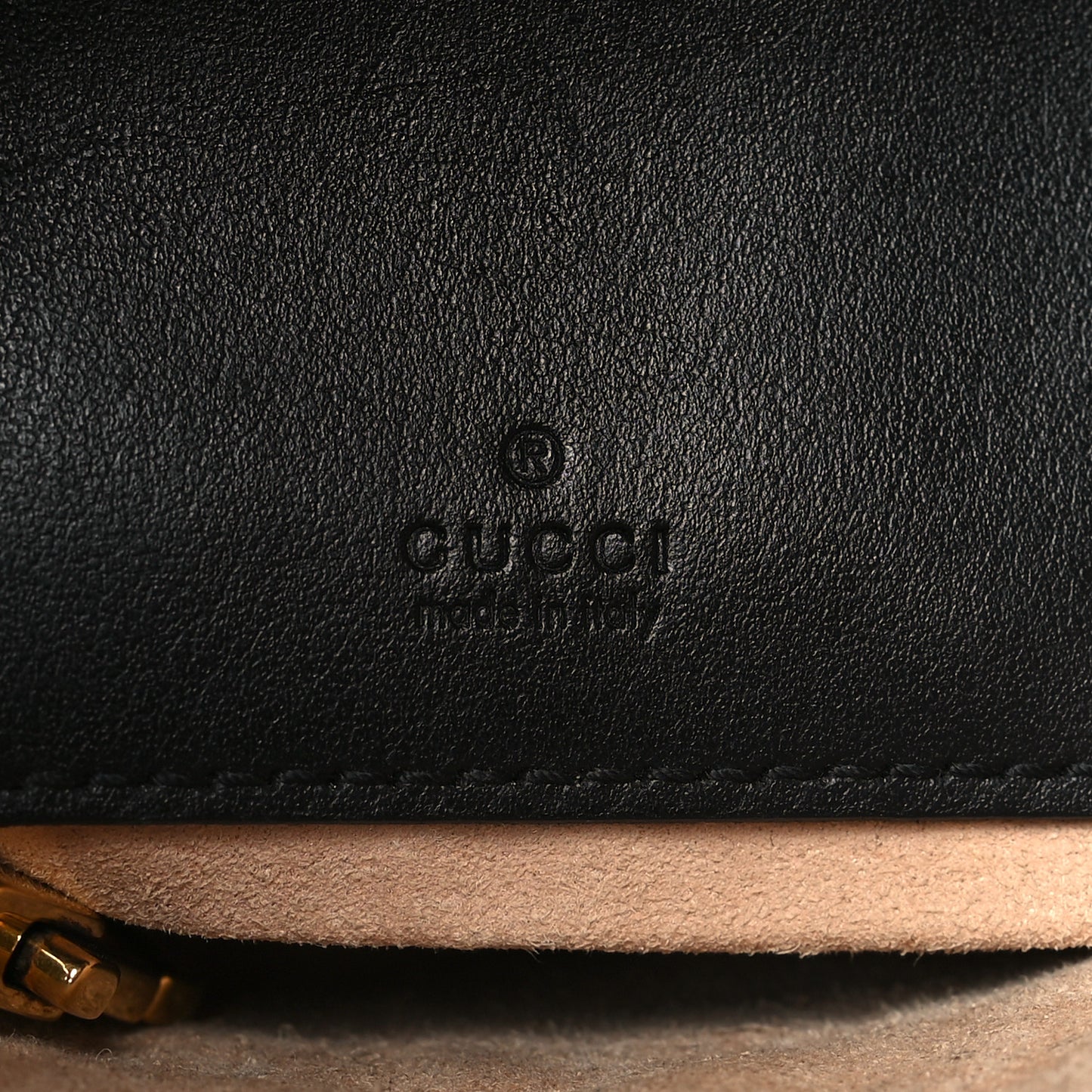 Calfskin Matelasse Mini GG Marmont 2.0 Bucket Bag Black