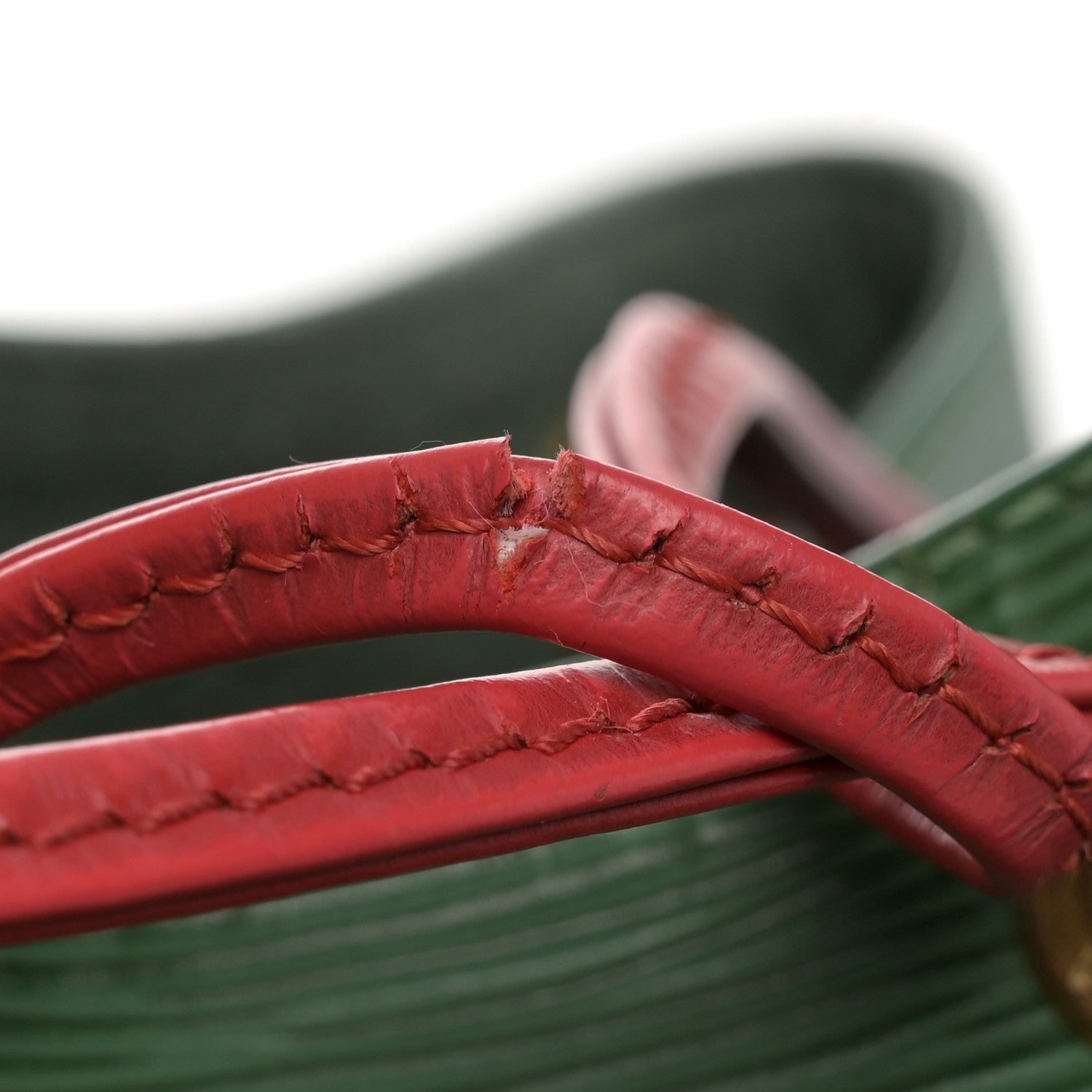 Louis Vuitton Epi Bi-Color Petit Noe Borneo Castillan Red 13 of 16