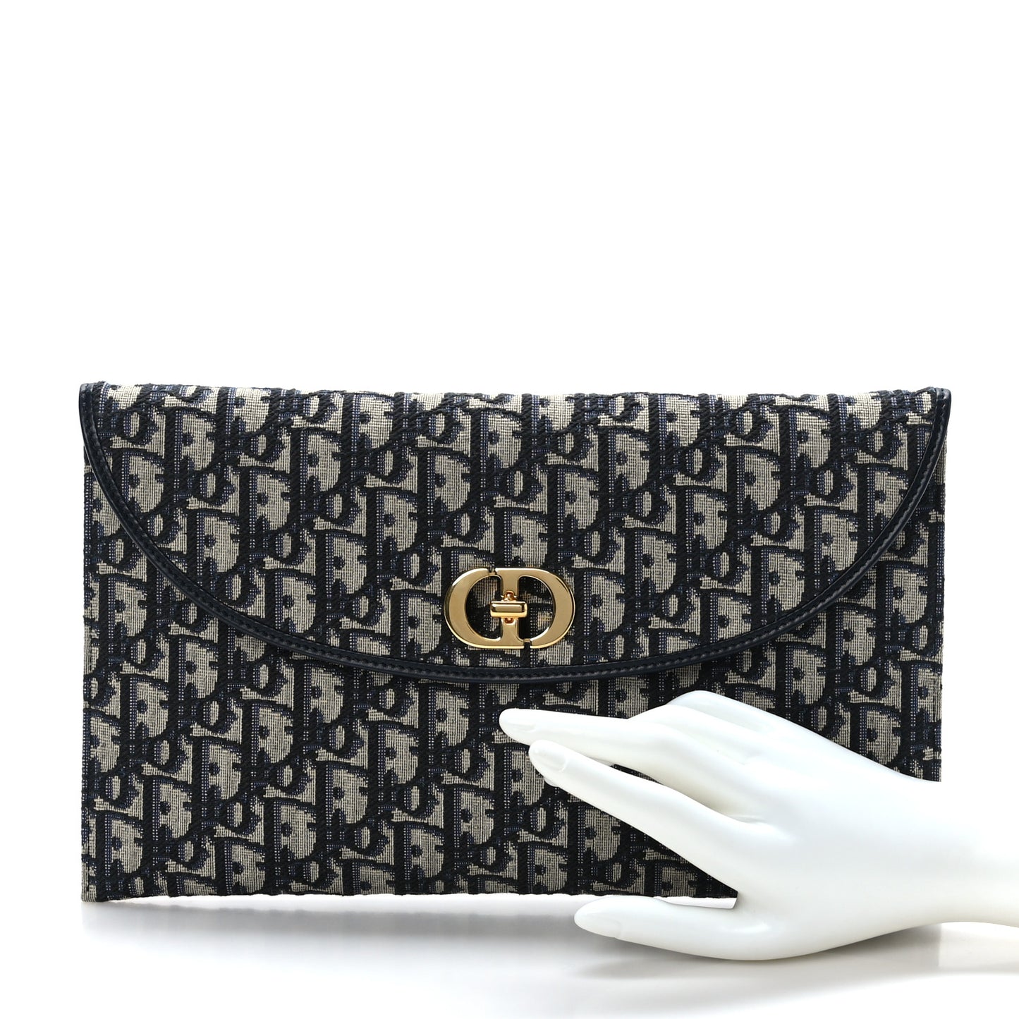 Oblique 30 Montaigne Avenue Pouch With Flap Blue