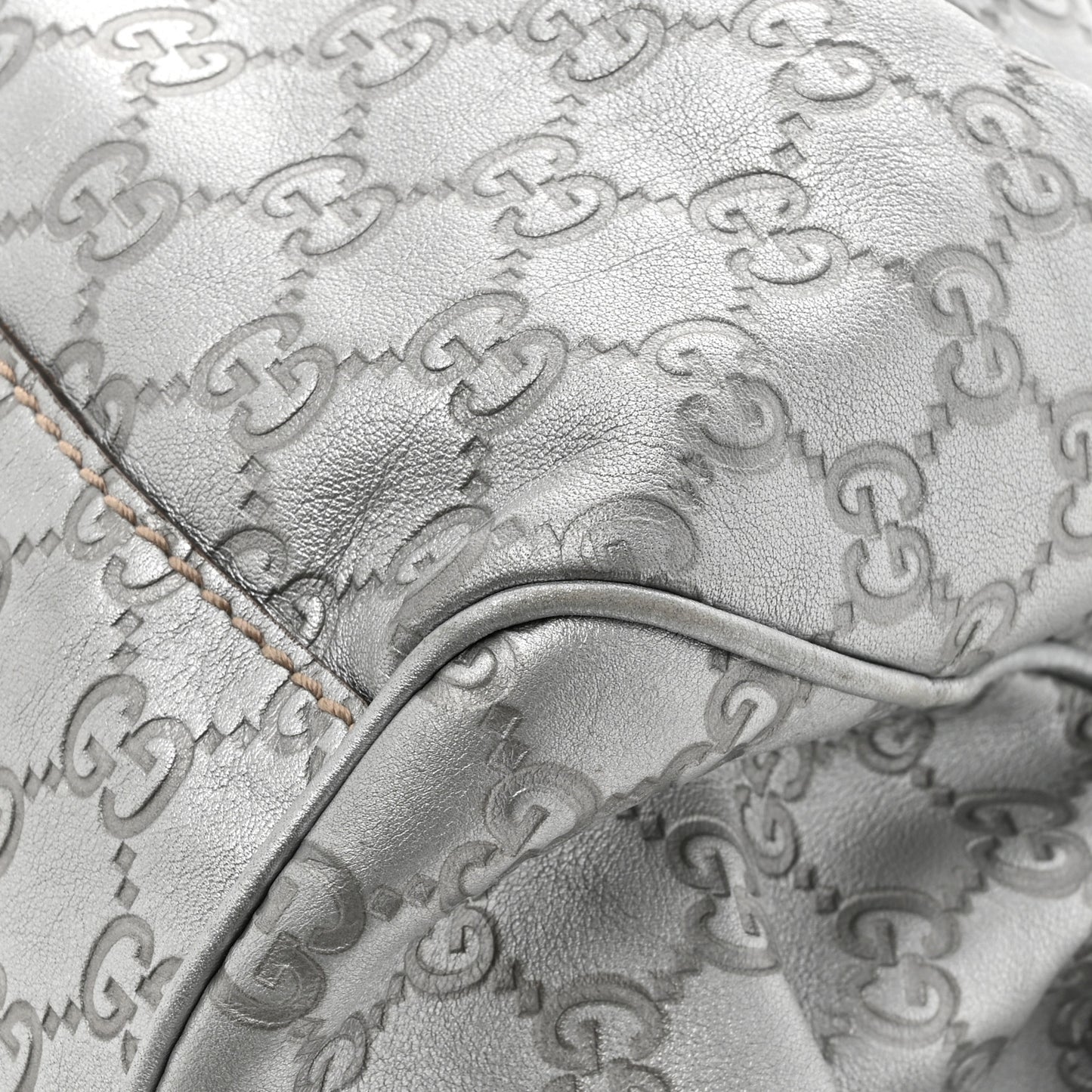 Metallic Guccissima Medium Sukey Tote Silver