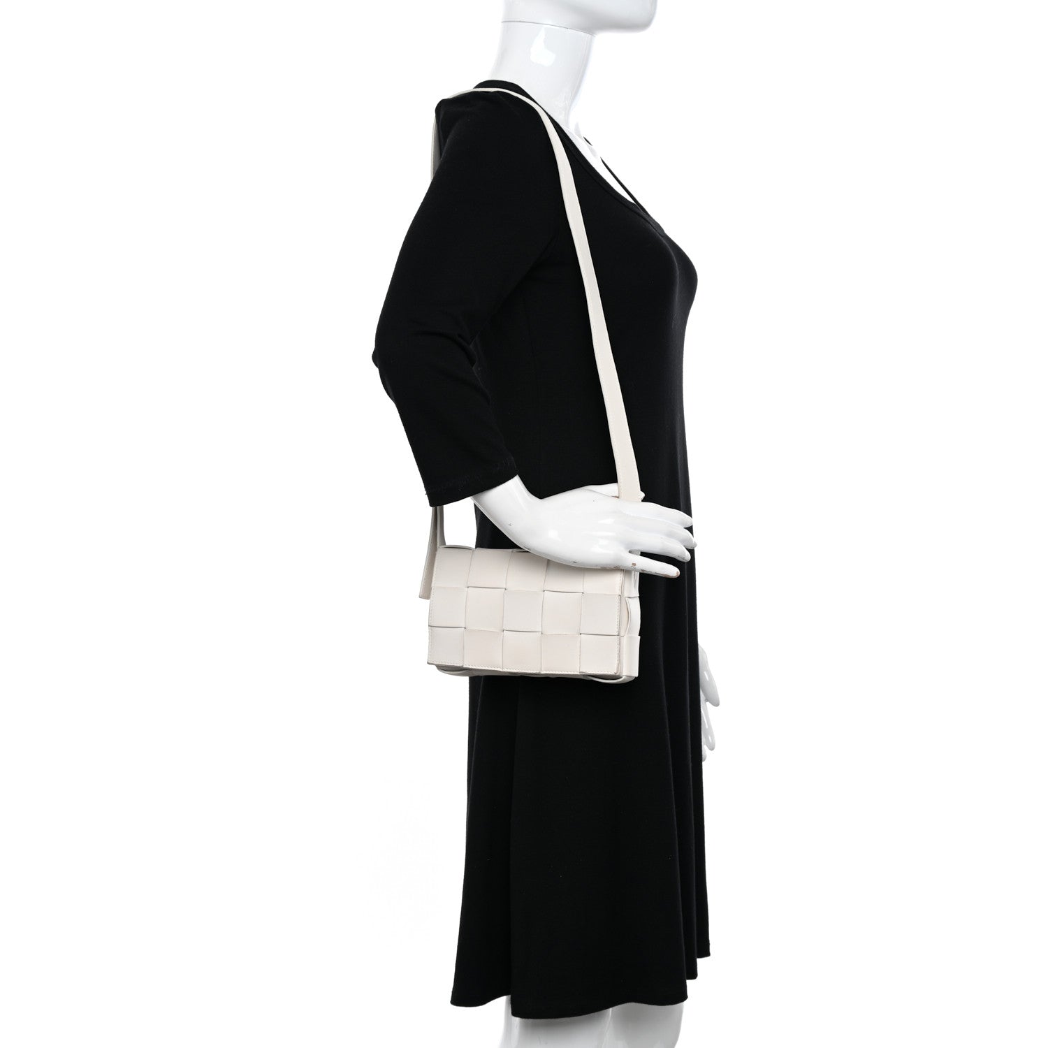 Bottega Veneta Lambskin Maxi Intrecciato Small Cassette Crossbody Bag White 2 of 13