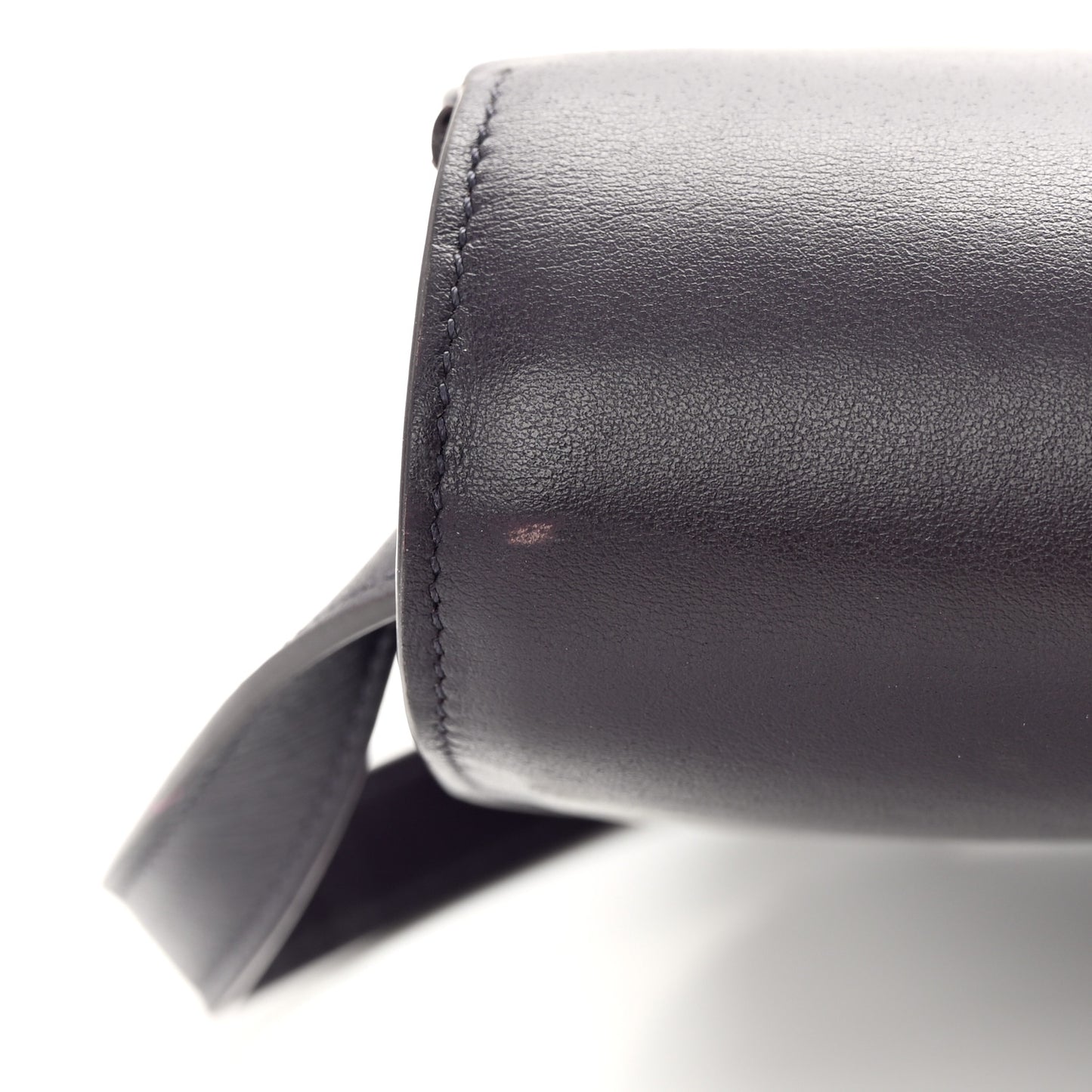 Smooth Calfskin Medium Tabou Aubergine