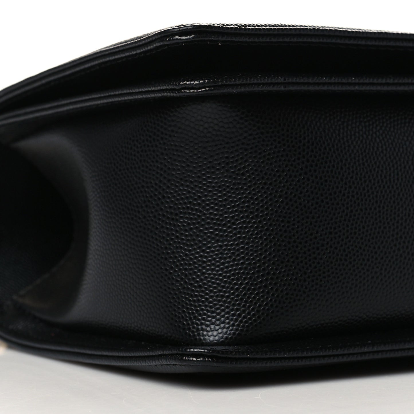 Caviar Chevron Quilted Medium Boy Flap Black