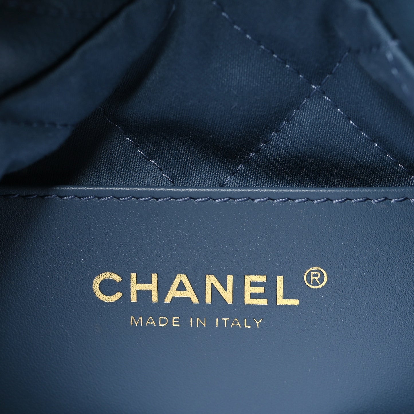 Shiny Caviar Quilted Monochrome Mini Chanel 22 Blue