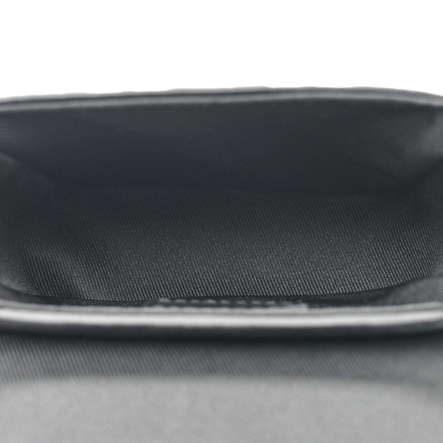 Taurillon Monogram Pico S Lock Ultra Black