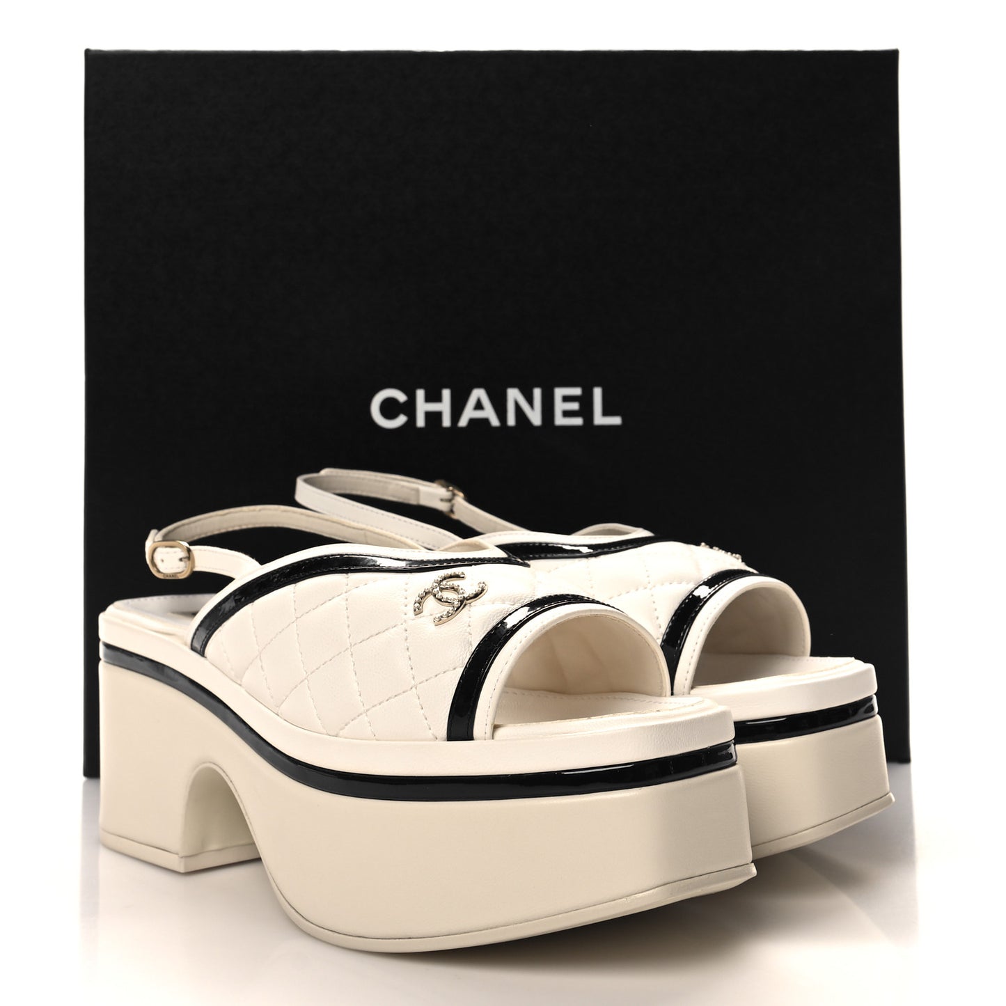 Lambskin Patent Quilted CC Platform Sandals 37 White Black