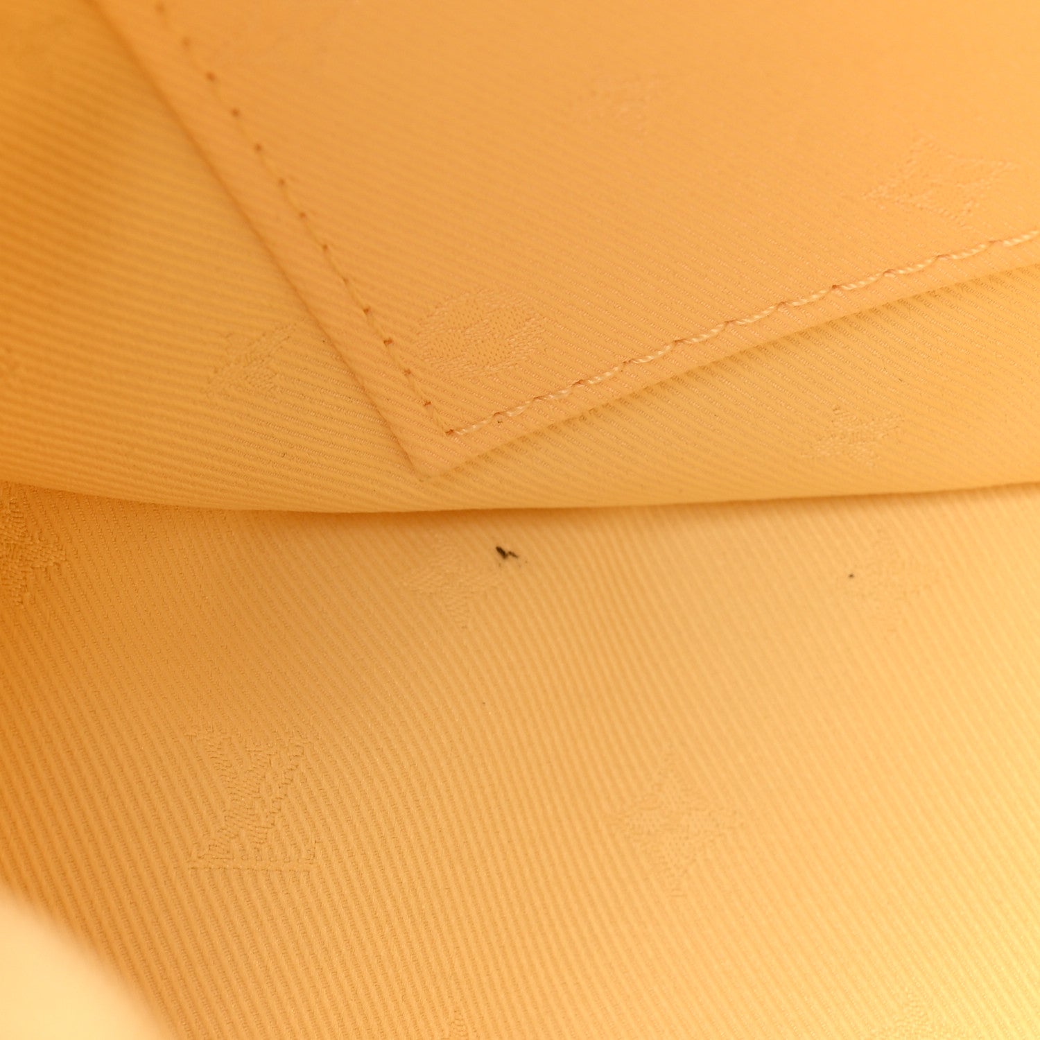 Louis Vuitton Calfskin Bubblegram Over The Moon Banana 10 of 12