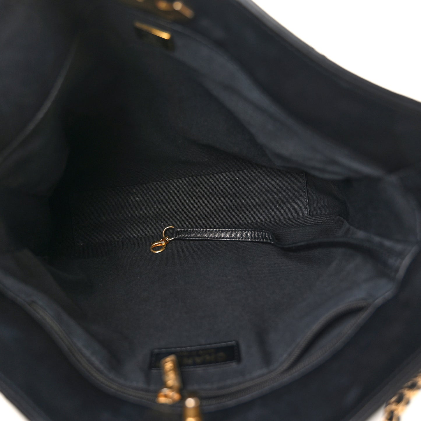 Lambskin Quilted CC Chain Link Hobo Black