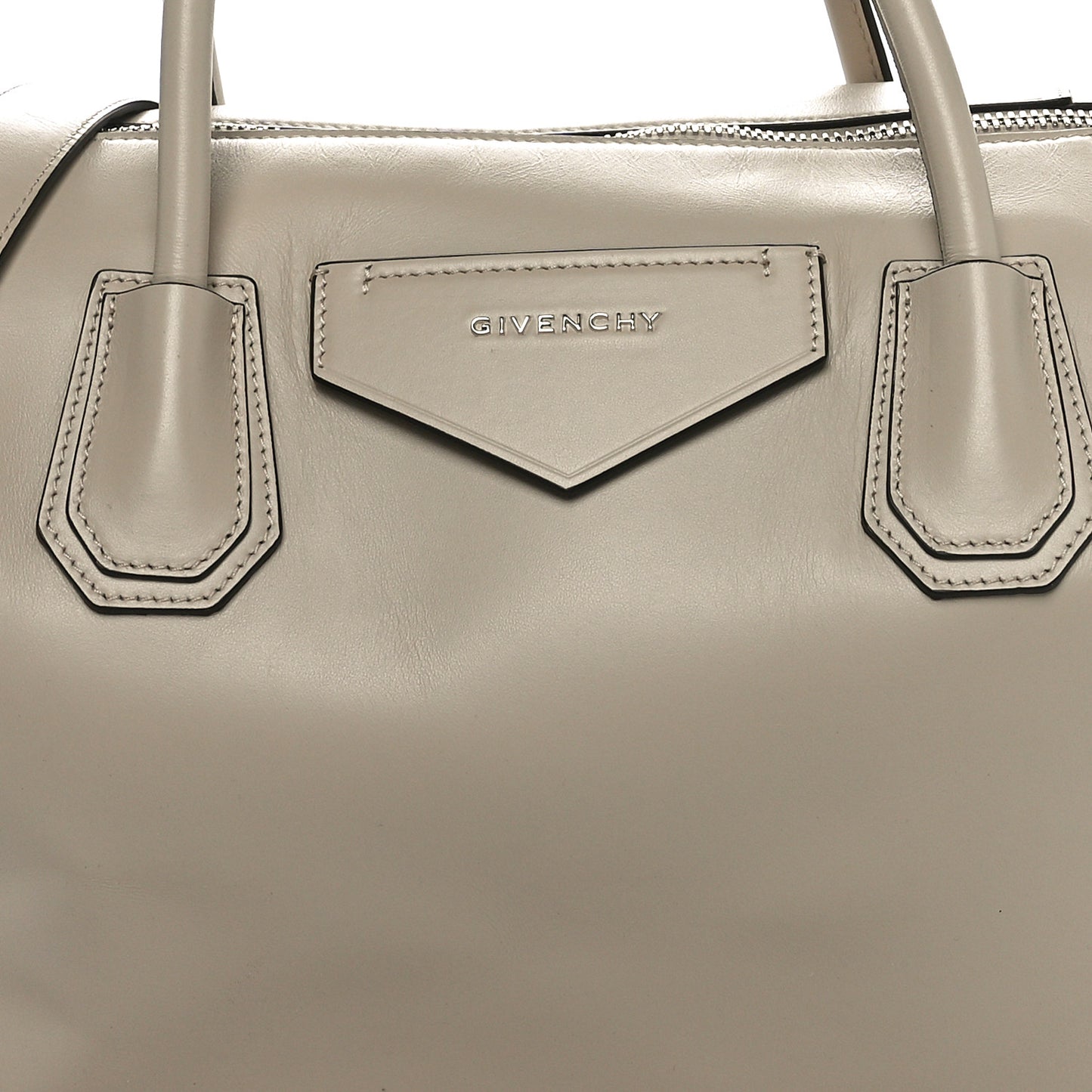 Soft Calfskin Medium Soft Antigona Beige