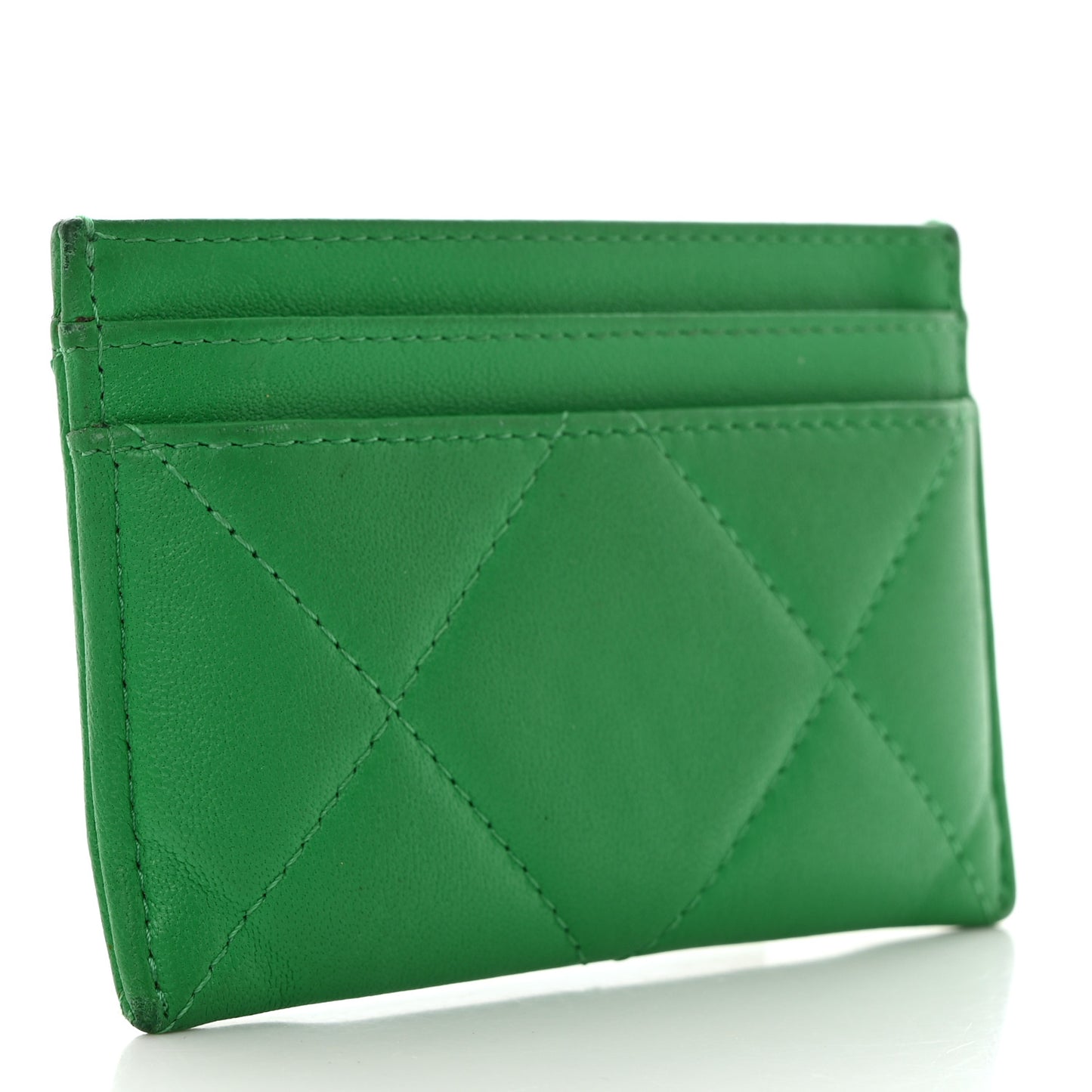Lambskin Quilted Chanel 19 Card Holder Green