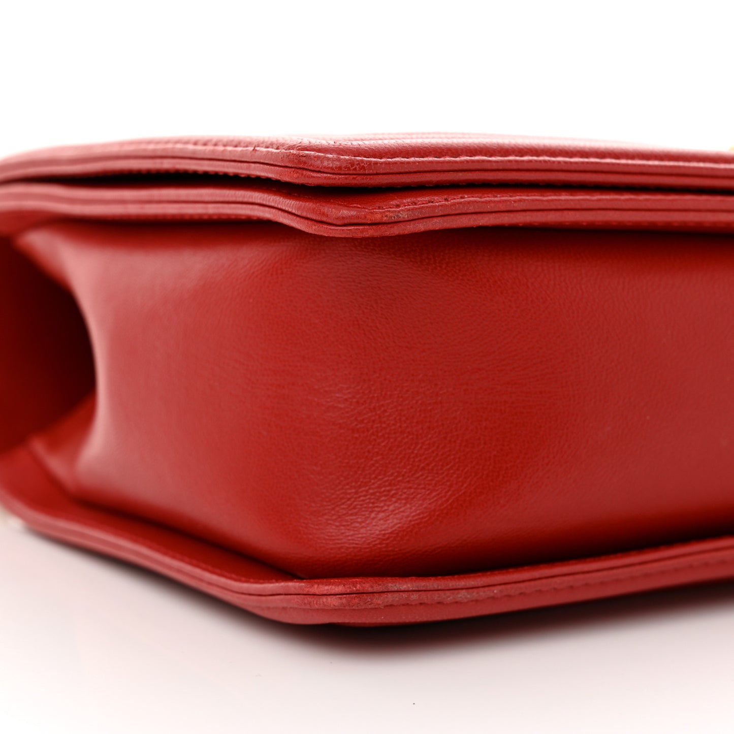 Lambskin Quilted New Medium Boy Flap Red