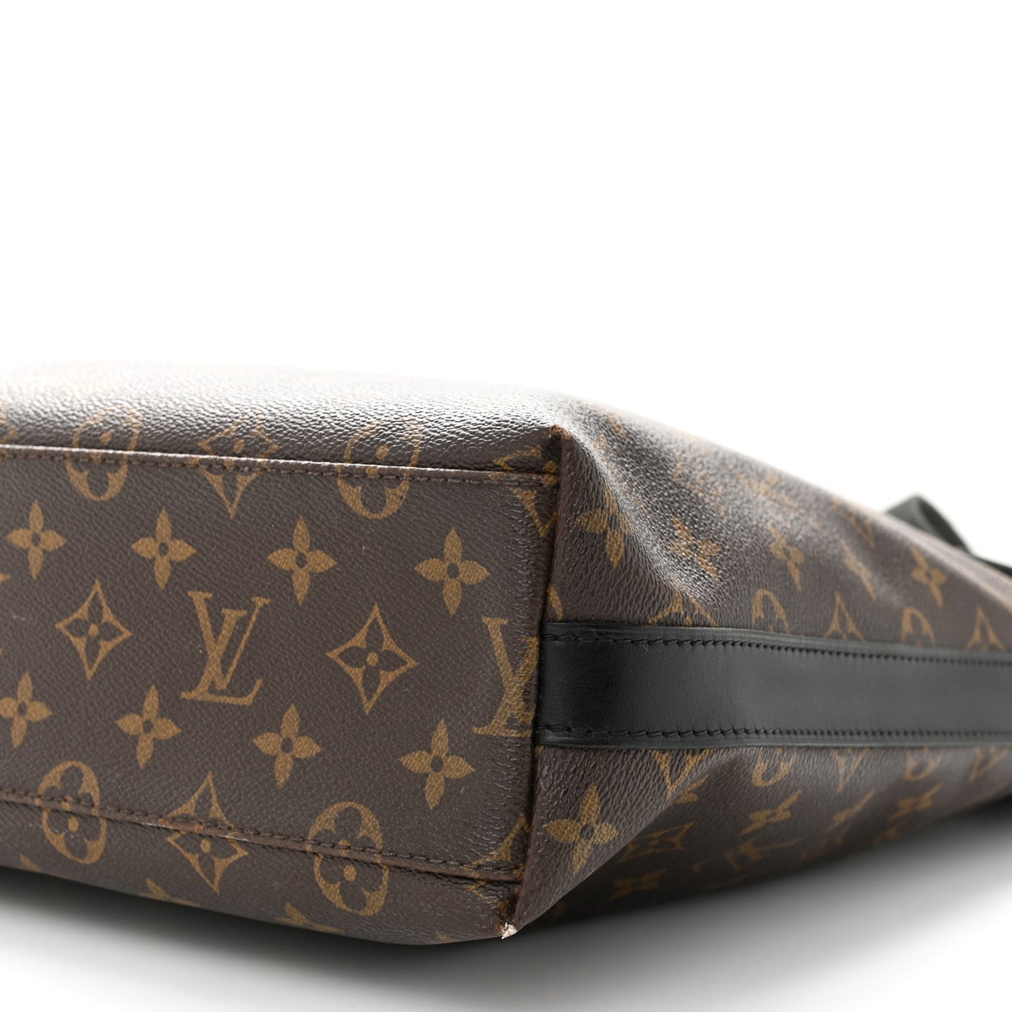 Monogram Macassar Kitan