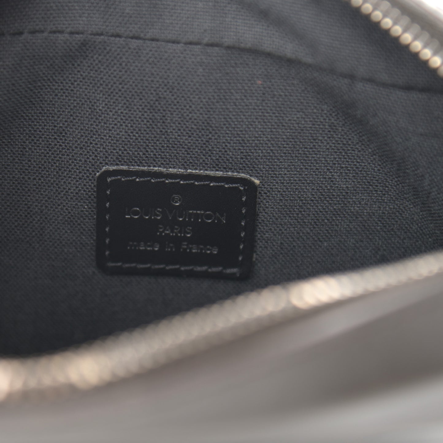 Monogram Glace Bobby Cafe